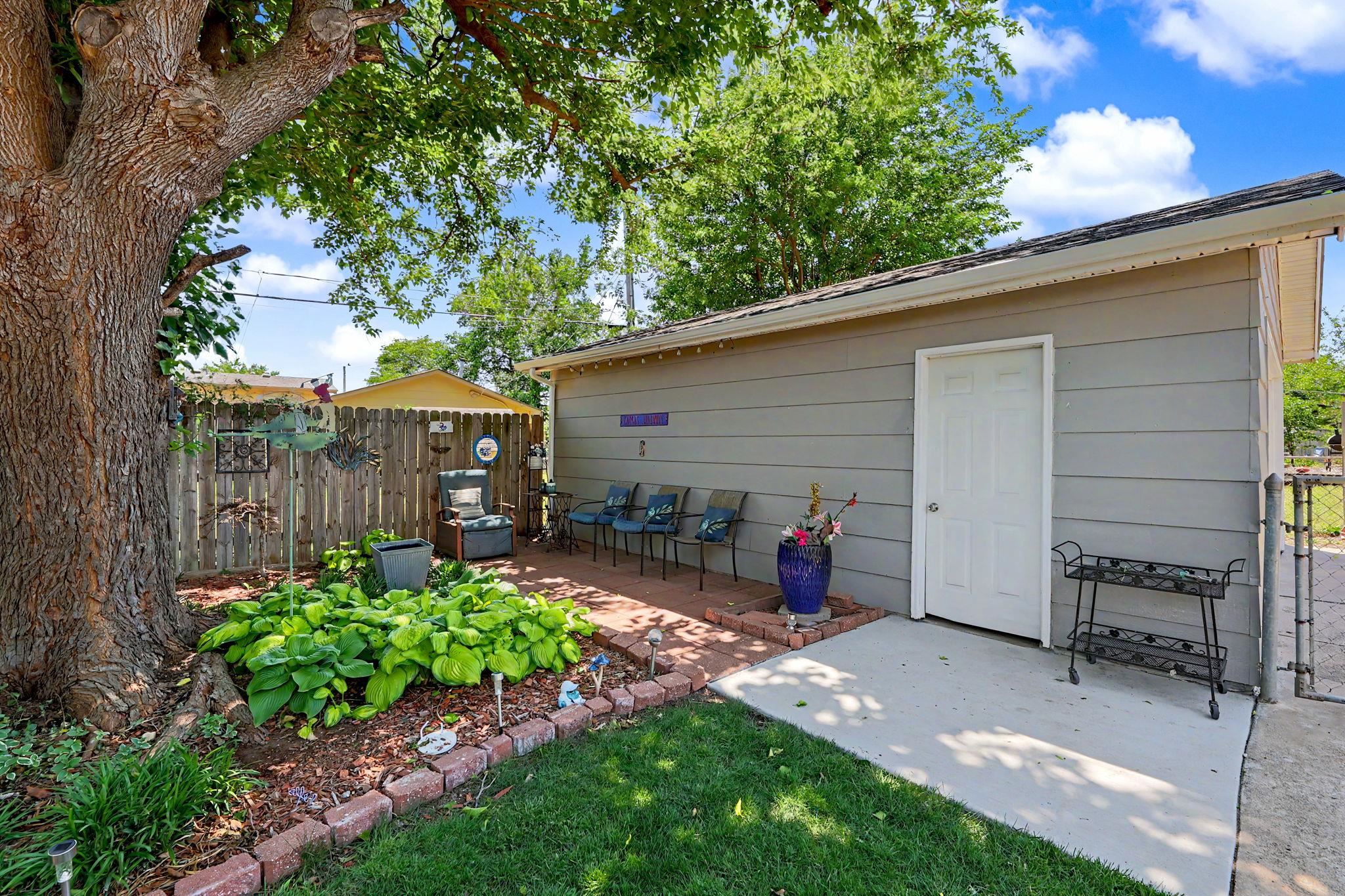 2227 W Southgate Wichita KS 67217