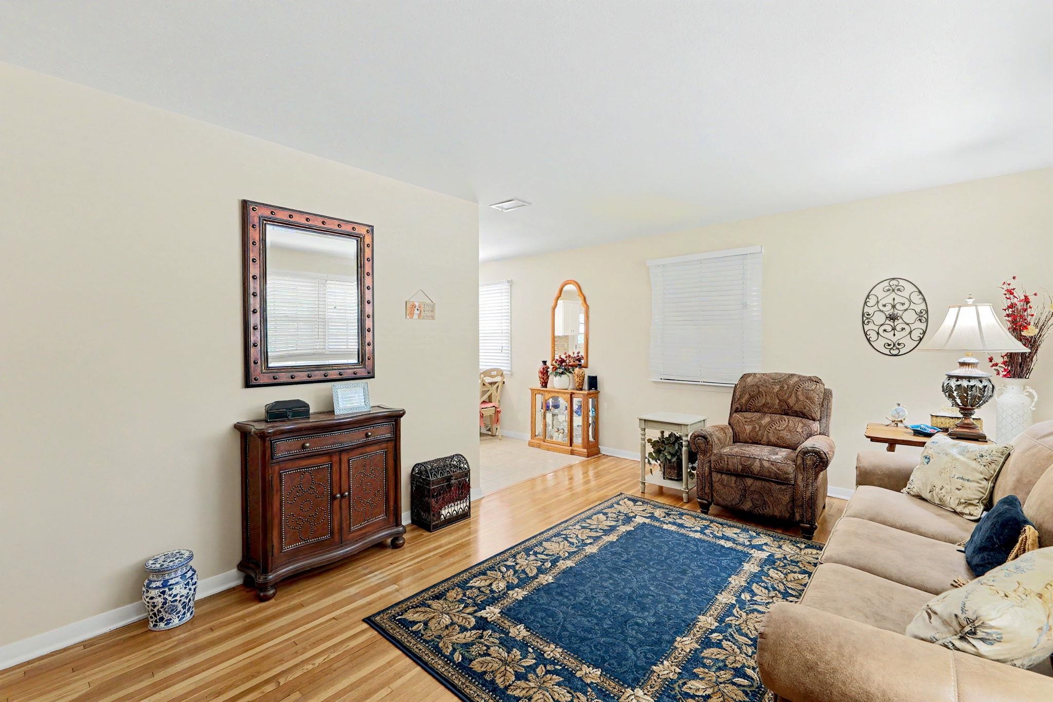2227 W Southgate Wichita KS 67217