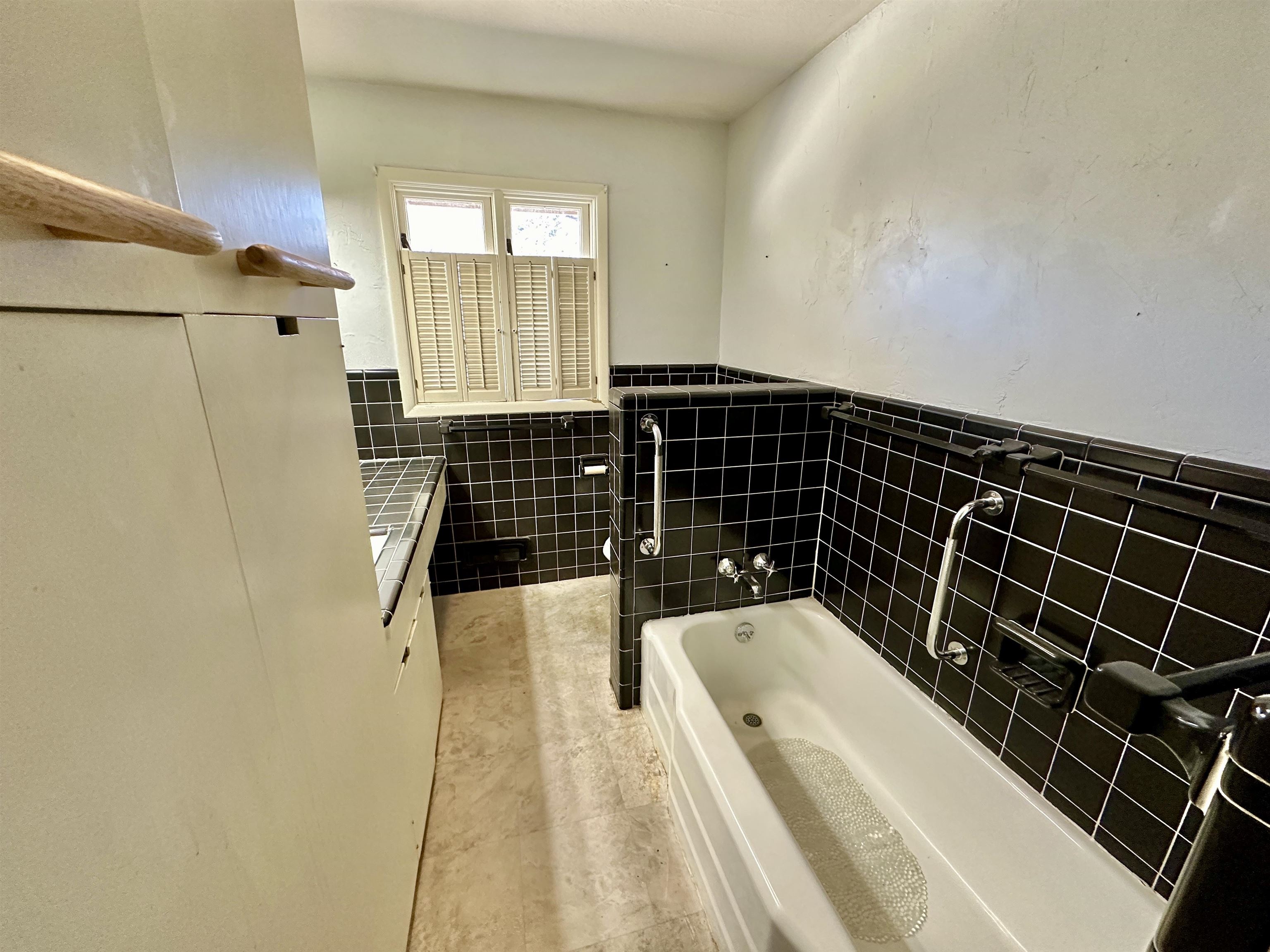 1441 N Spring Lane Wichita KS 67208