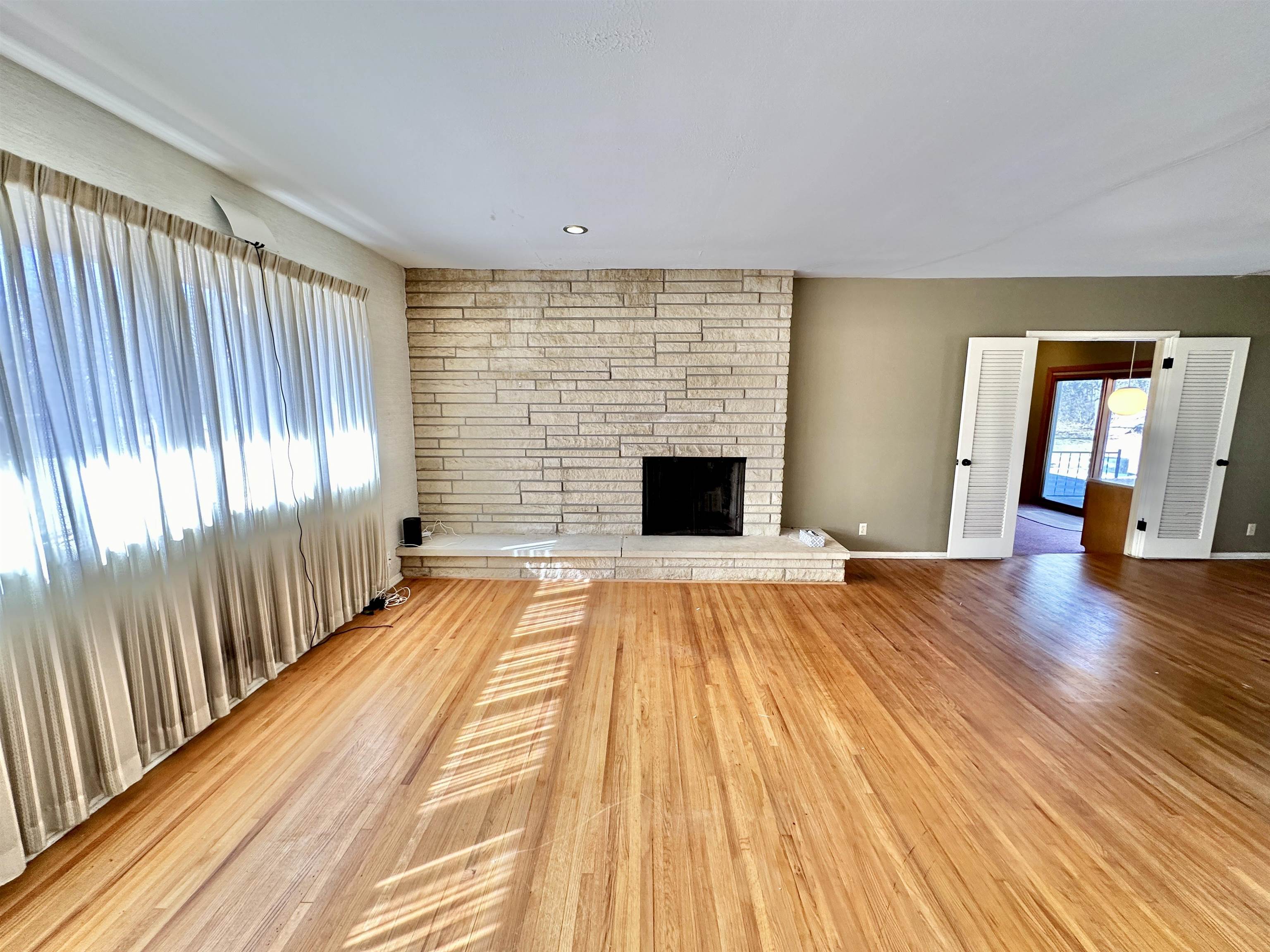 1441 N Spring Lane Wichita KS 67208