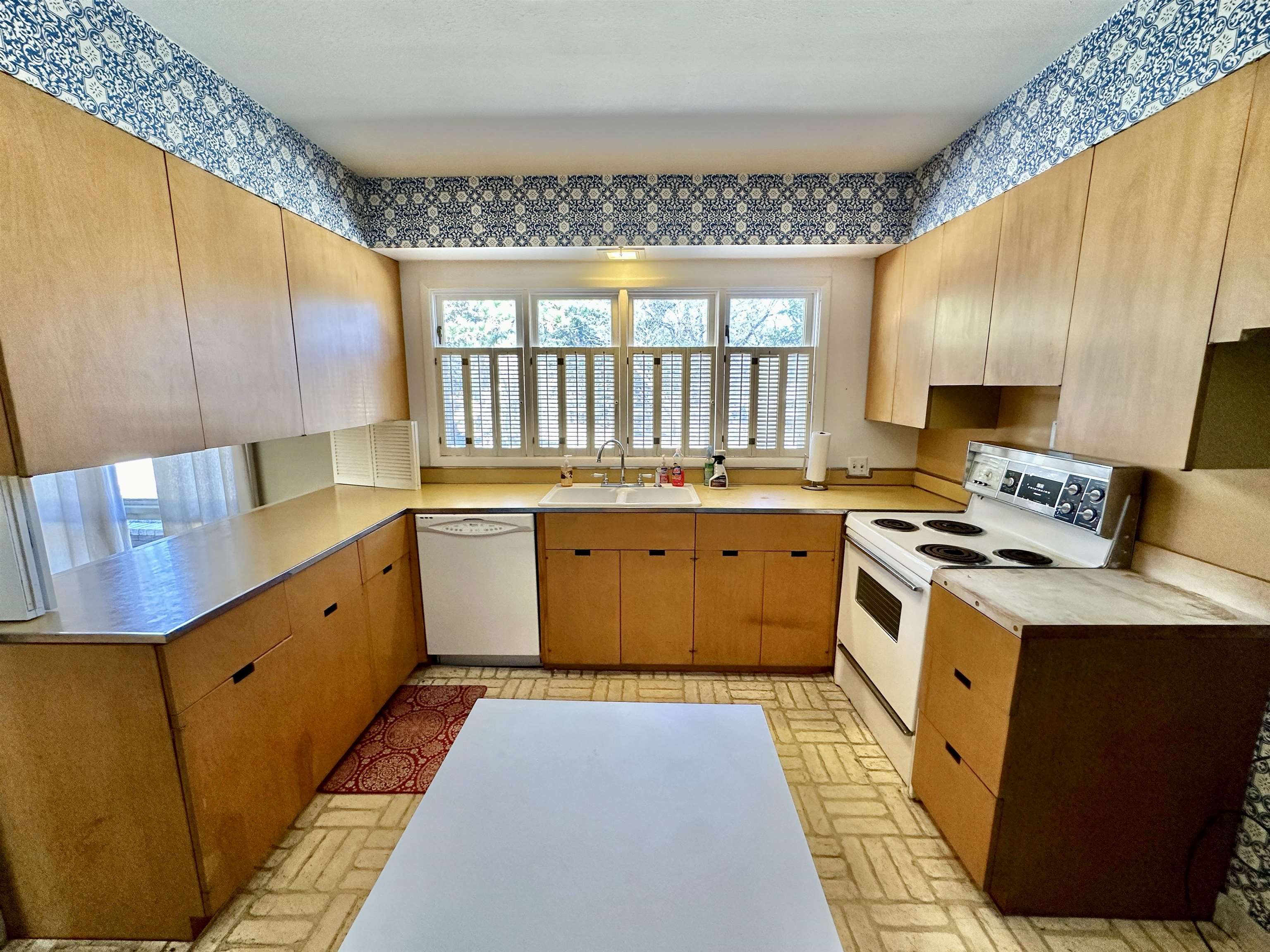 1441 N Spring Lane Wichita KS 67208
