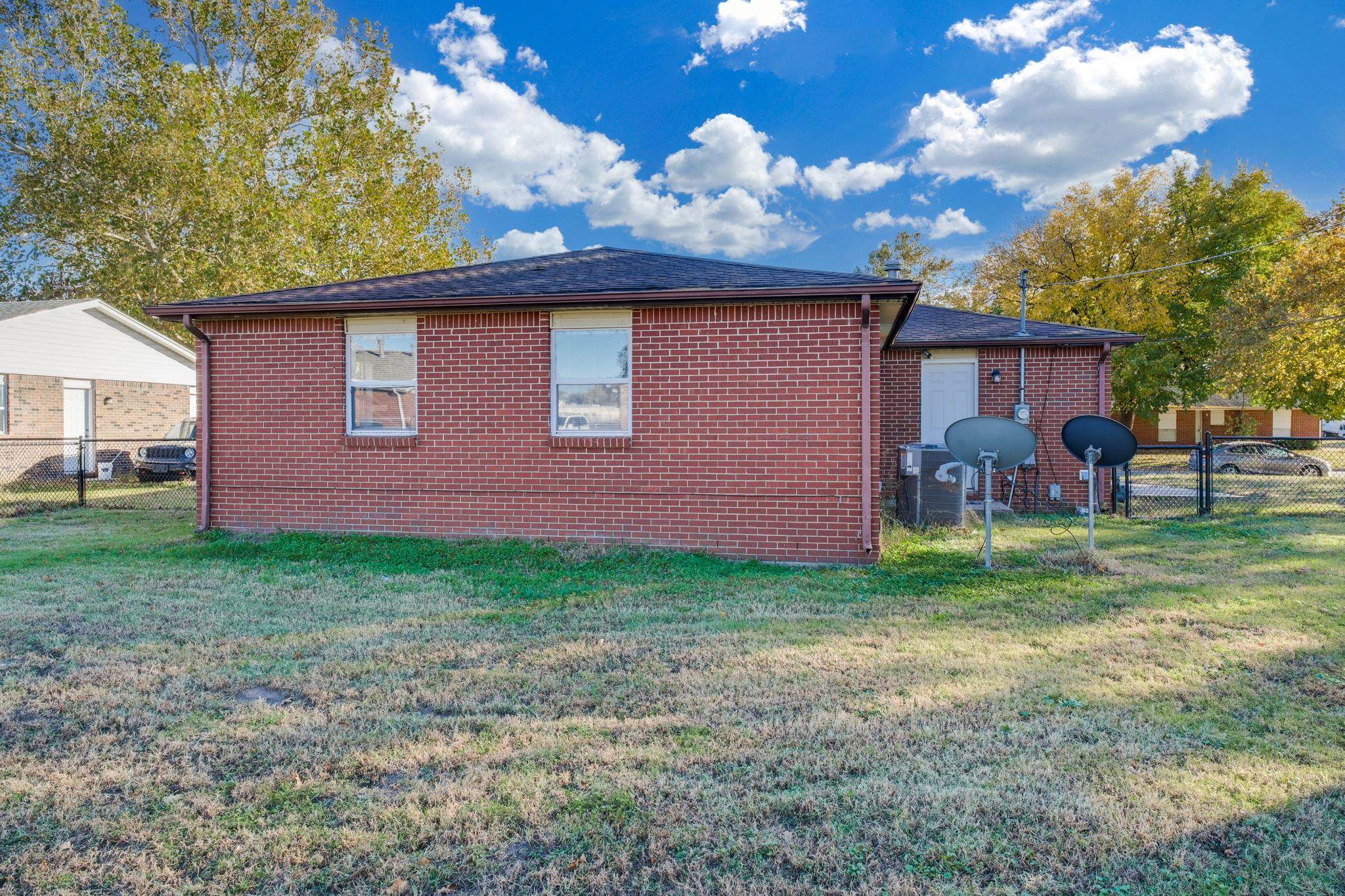 1508 E Catalina Wichita KS 67216