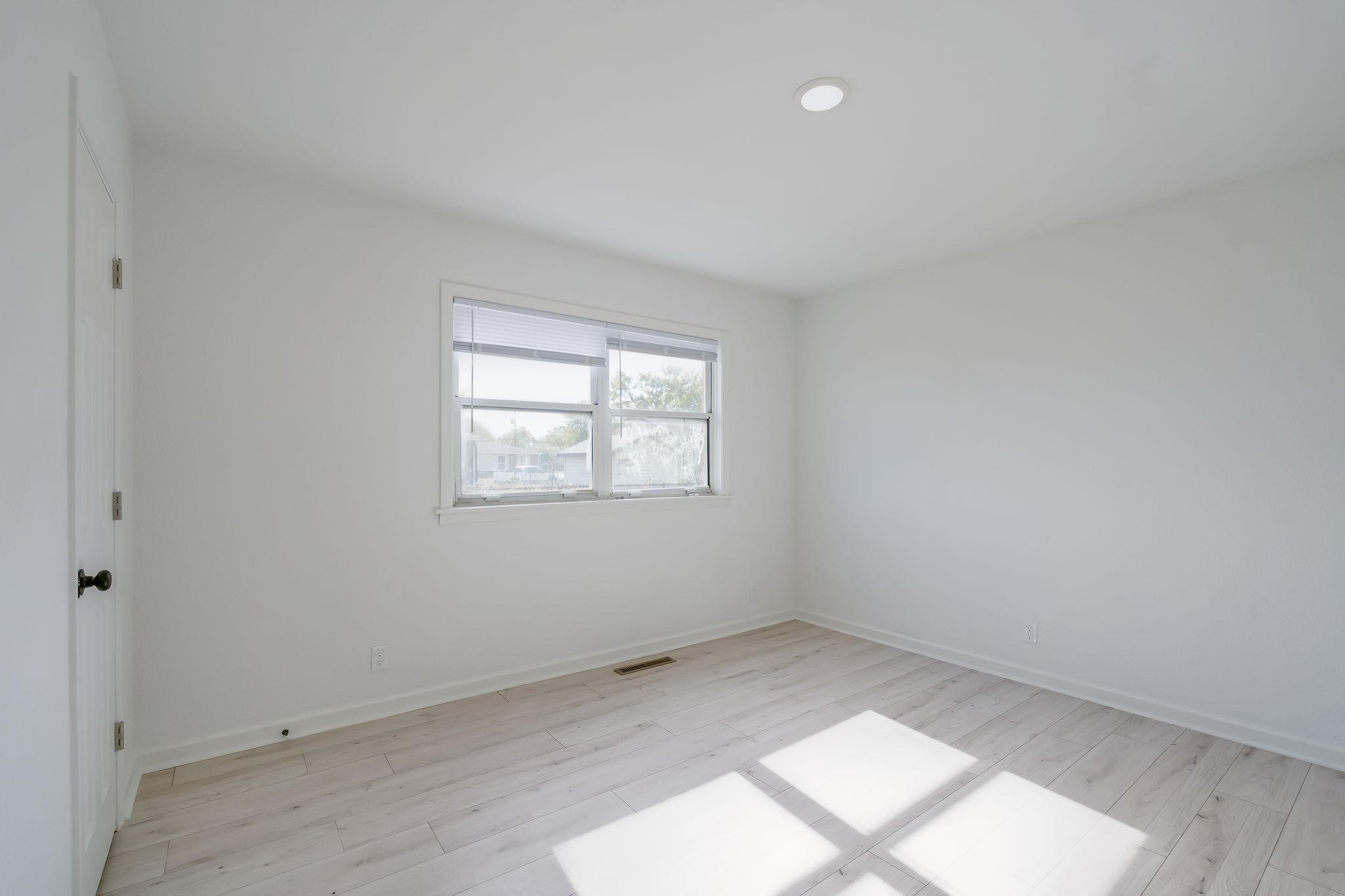 1508 E Catalina Wichita KS 67216