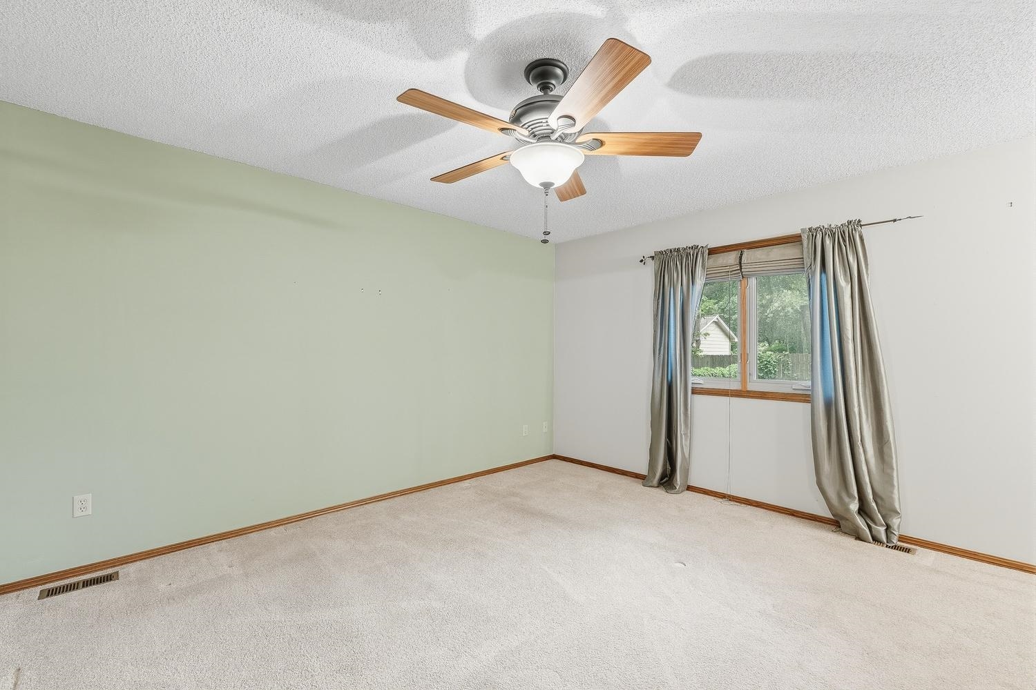 1108 E James Street Derby KS 67037