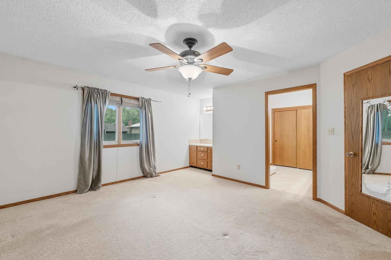 1108 E James Street Derby KS 67037