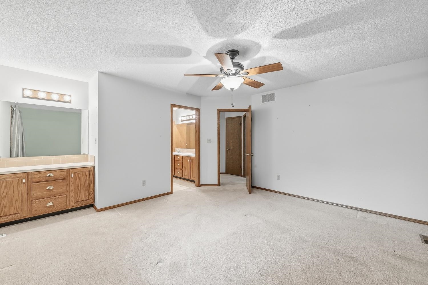 1108 E James Street Derby KS 67037