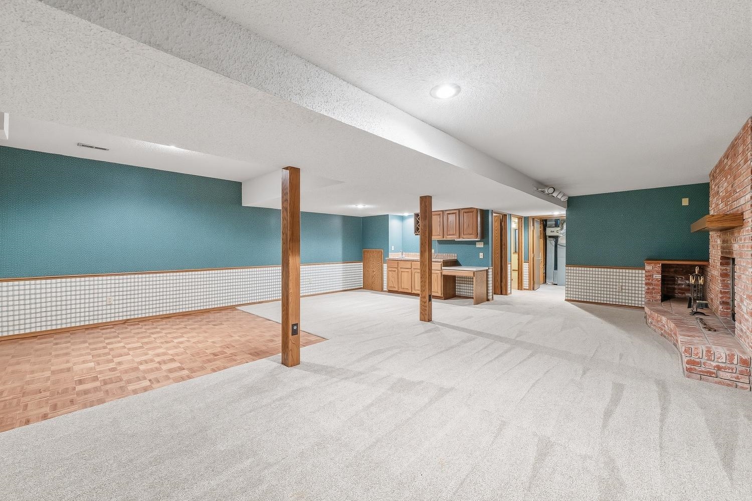 1108 E James Street Derby KS 67037