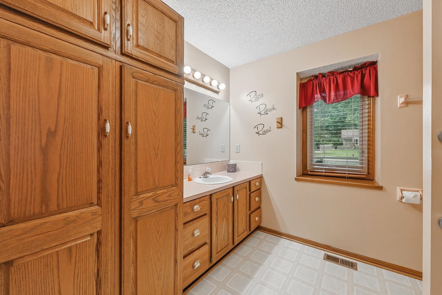 1108 E James Street Derby KS 67037