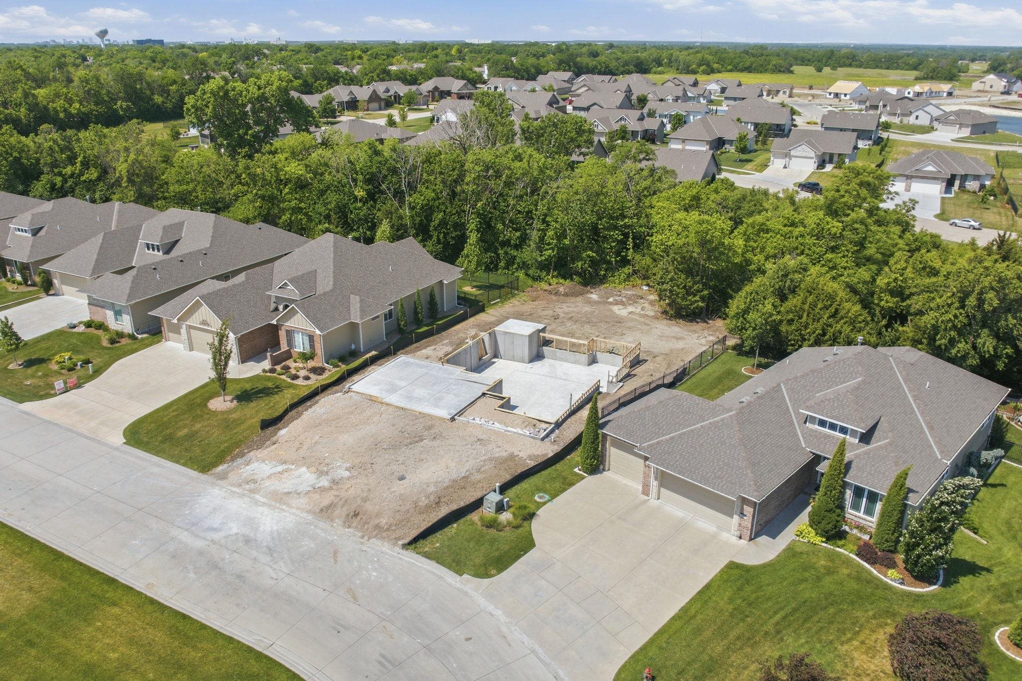 6233 E Central Park Court Bel Aire KS 67220