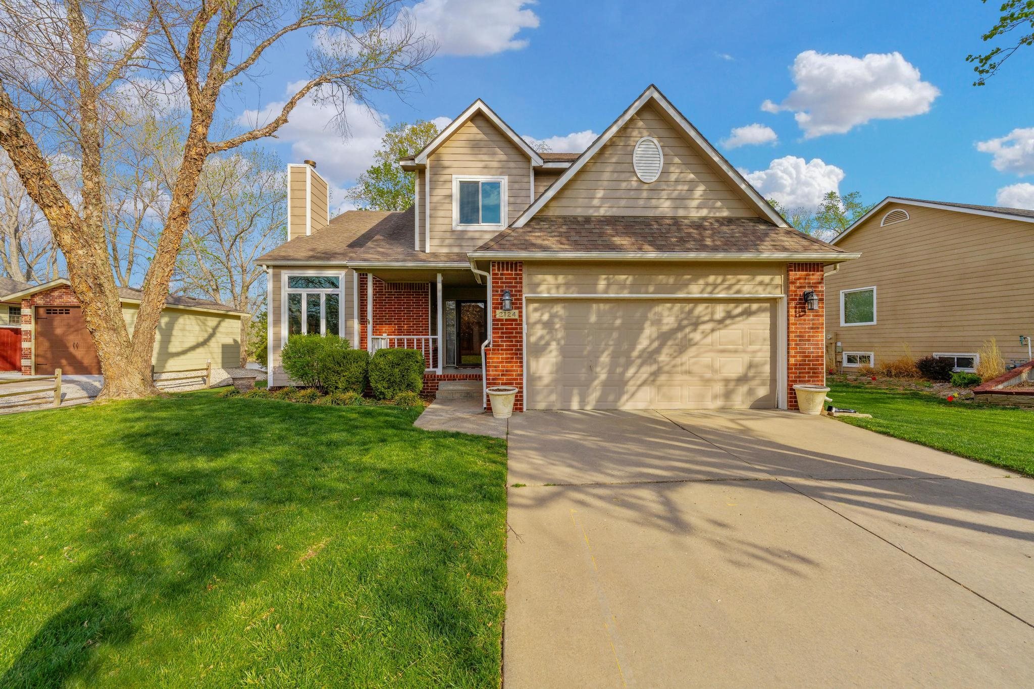 2124 E Countryview Drive Derby KS 67037