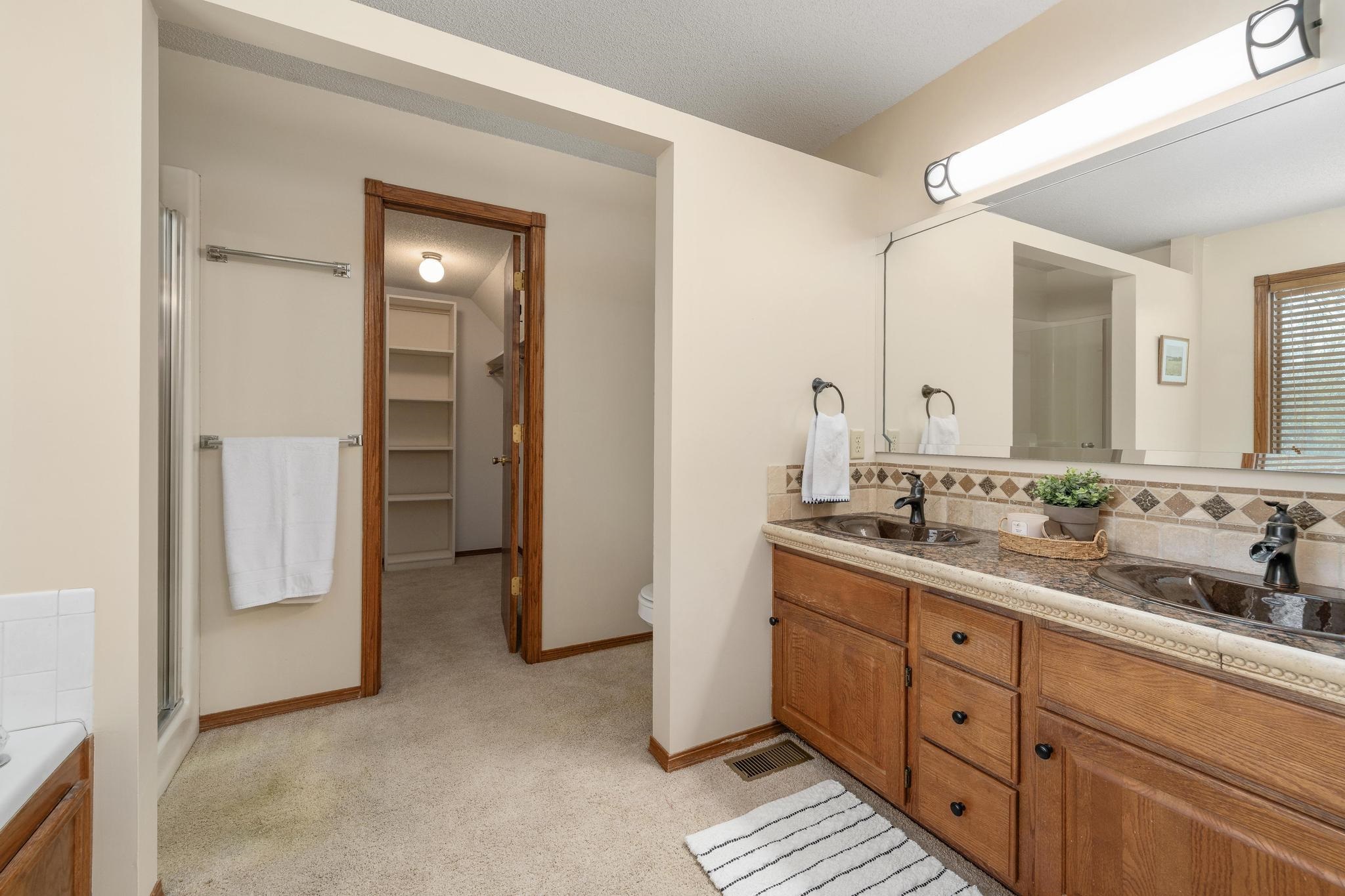 2124 E Countryview Drive Derby KS 67037