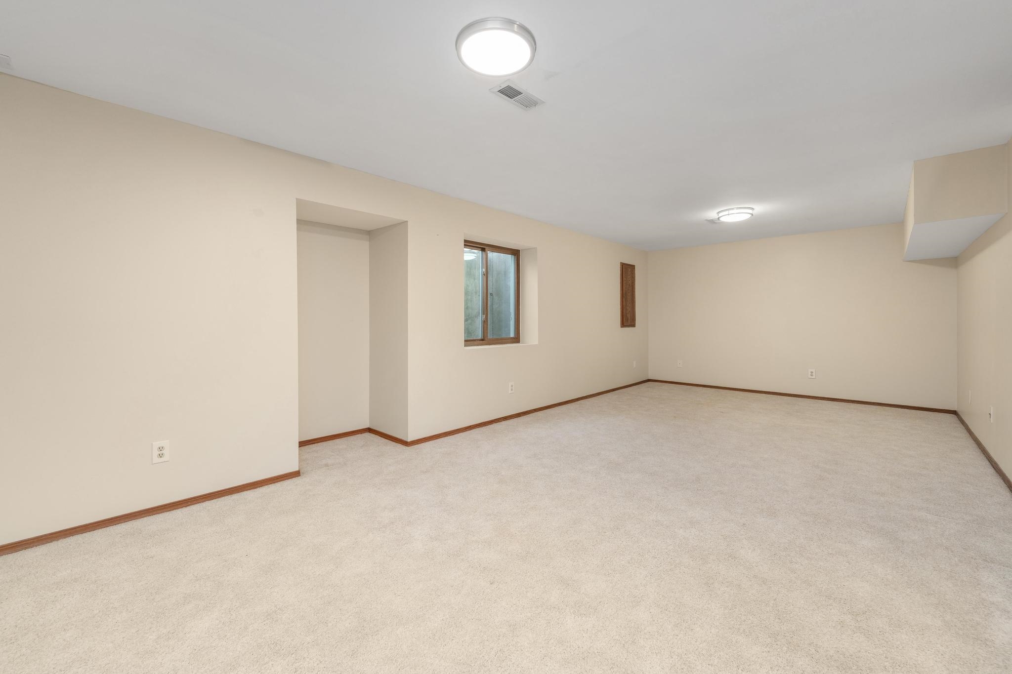 2124 E Countryview Drive Derby KS 67037