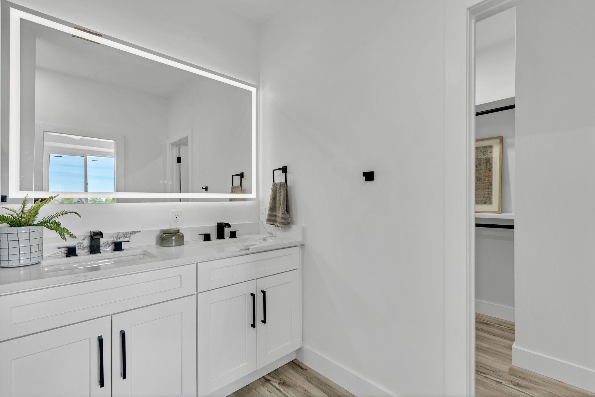 2904 Sunnyslope Park City KS 67219