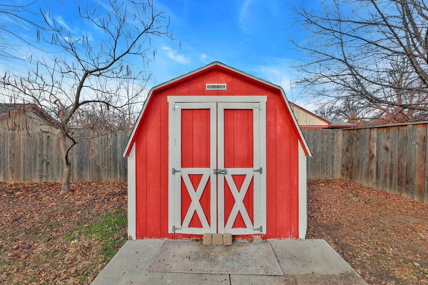 315 Courtleigh Street Wichita KS 67218