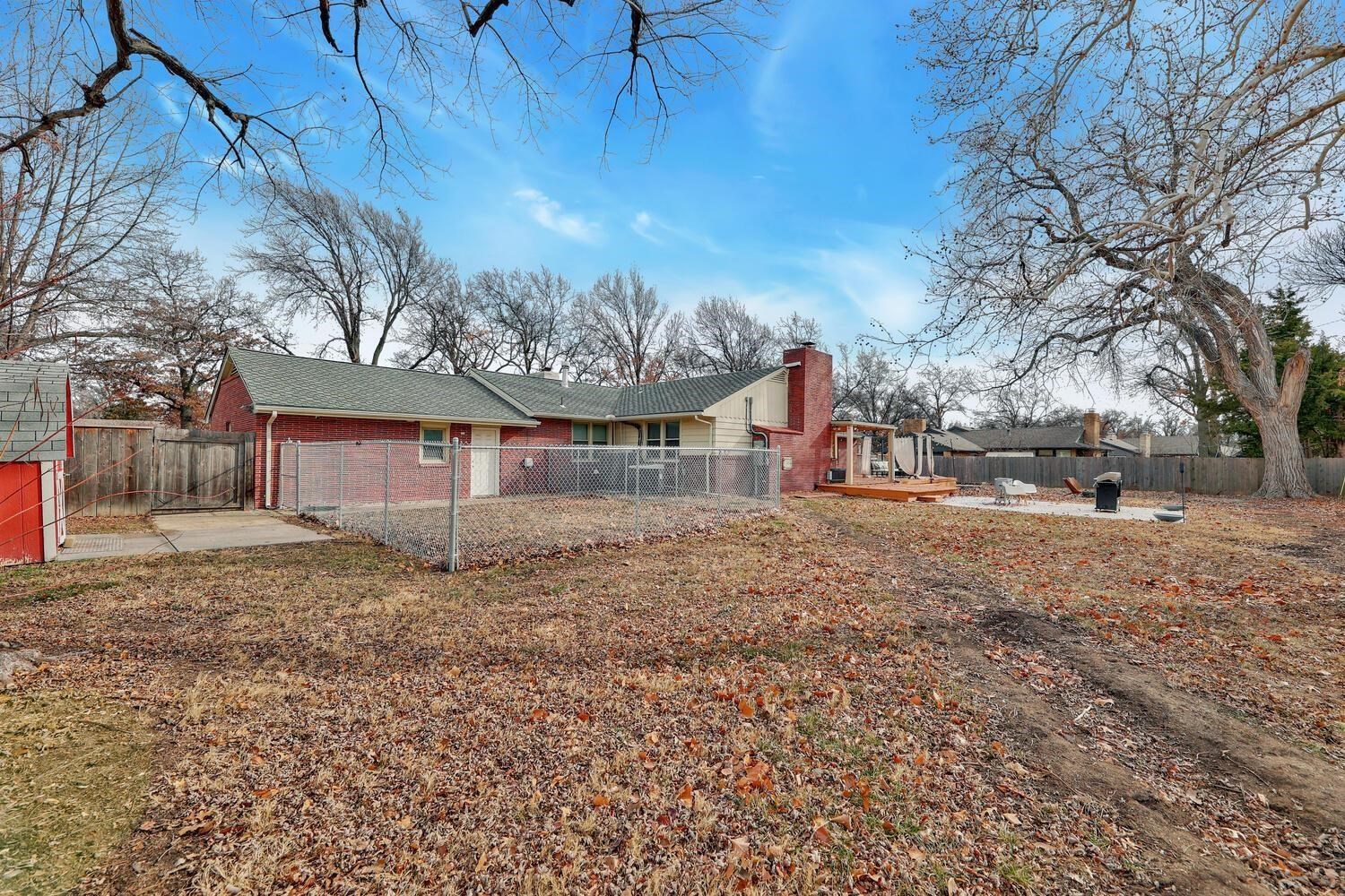 315 Courtleigh Street Wichita KS 67218