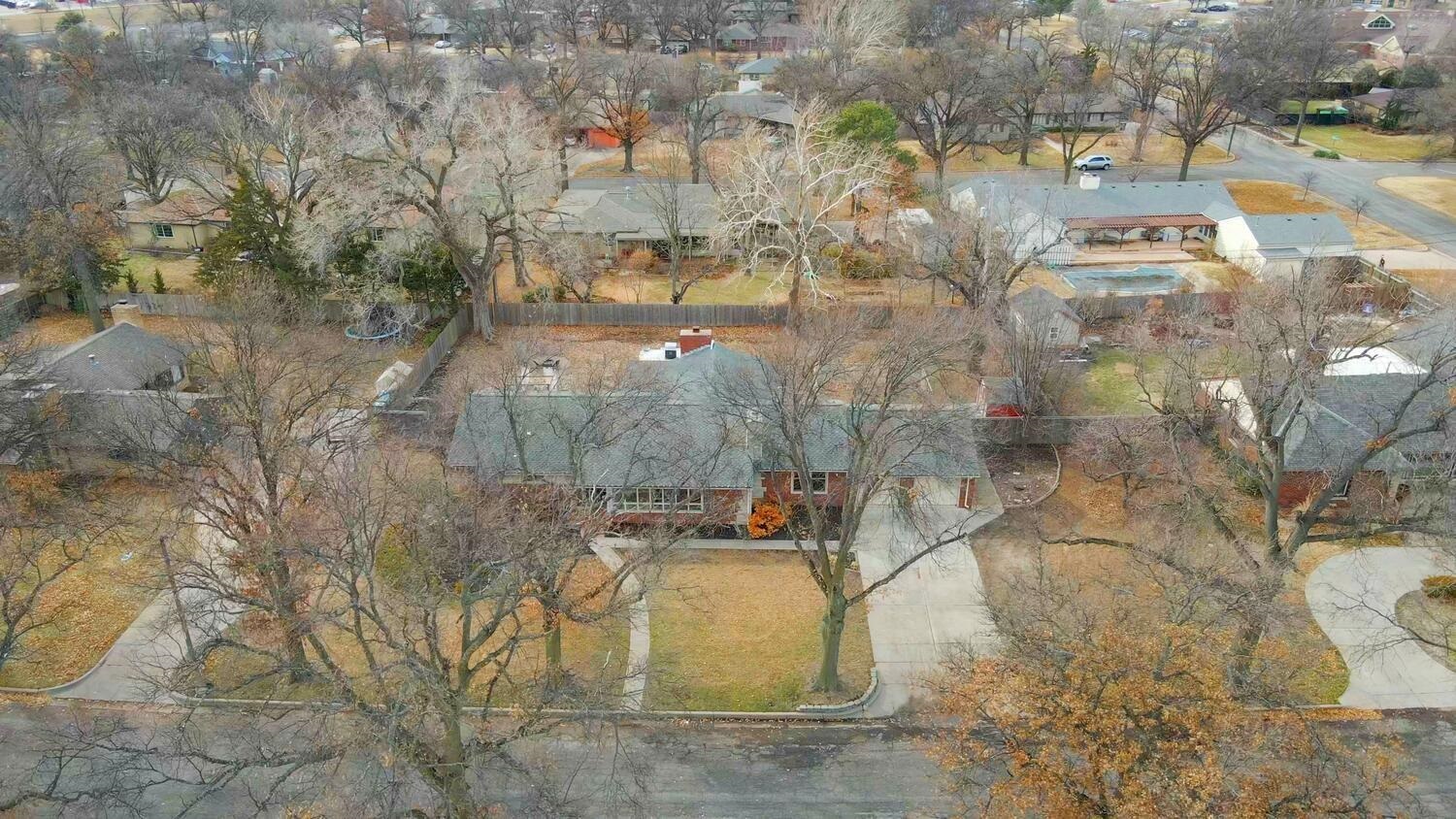 315 Courtleigh Street Wichita KS 67218