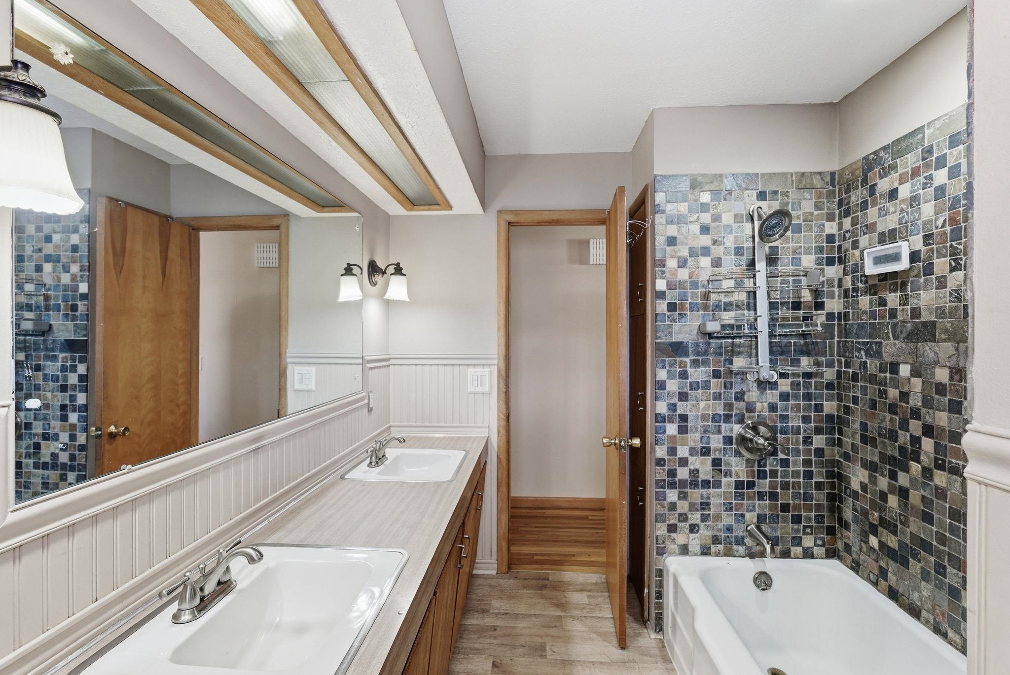 2019 W 24th Street N Wichita KS 67204