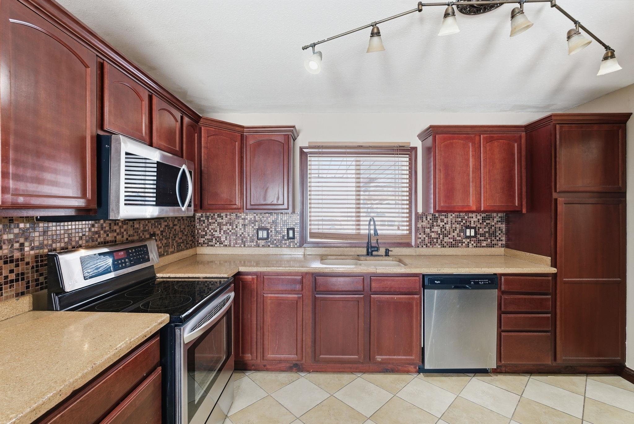 2019 W 24th Street N Wichita KS 67204