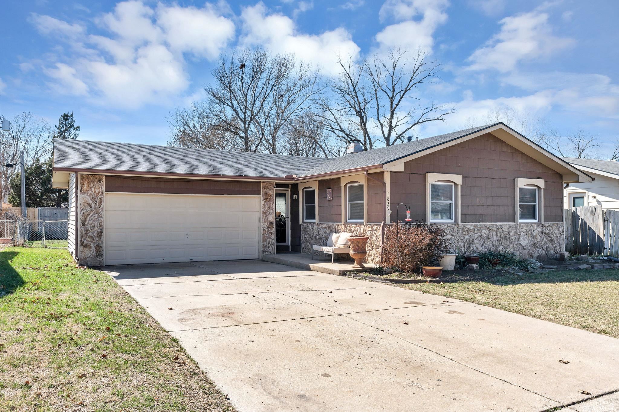 1839 E Evanston Park City KS 67219