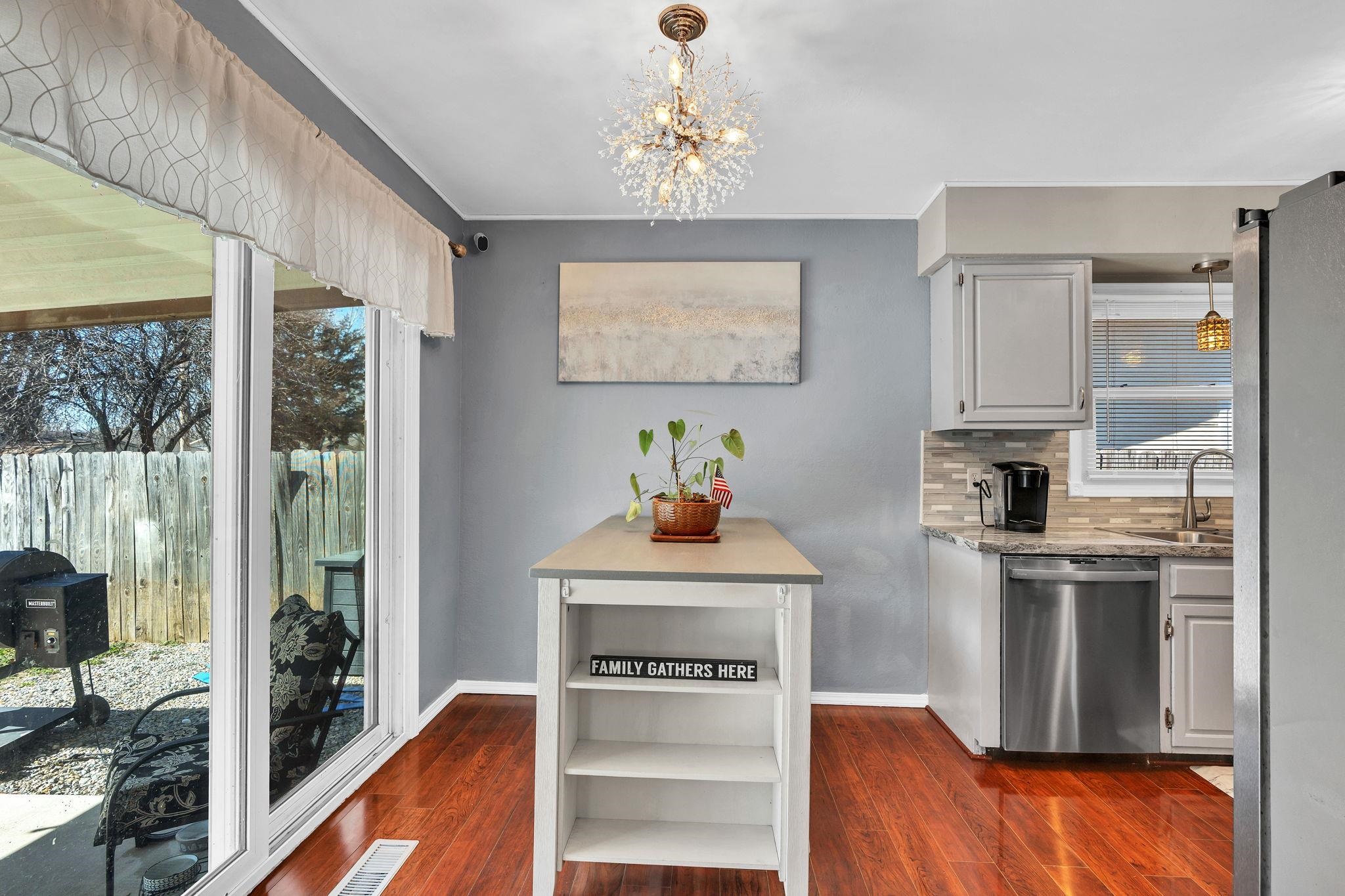 1839 E Evanston Park City KS 67219