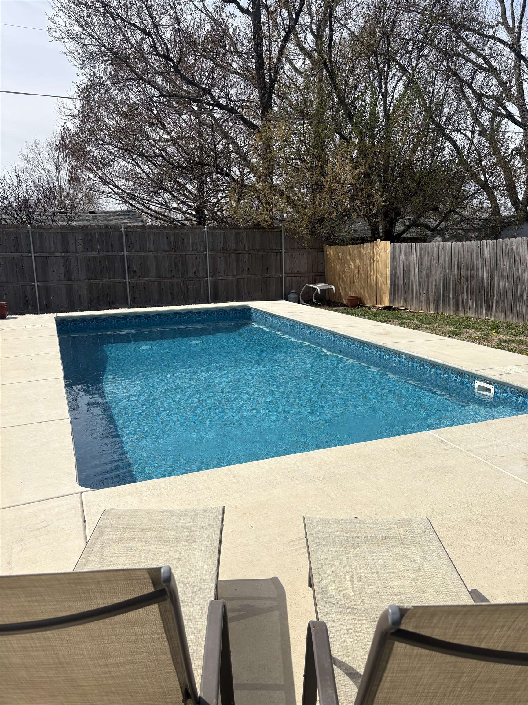 1839 E Evanston Park City KS 67219