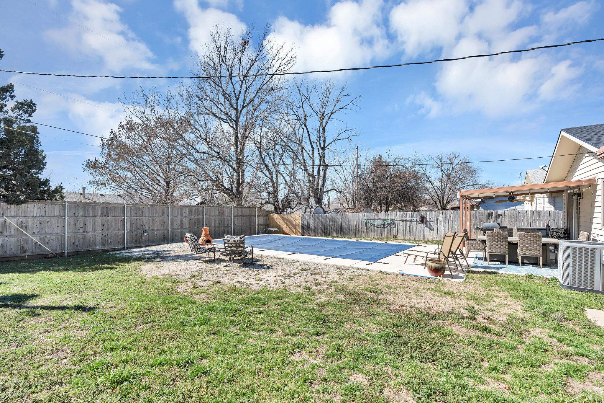 1839 E Evanston Park City KS 67219