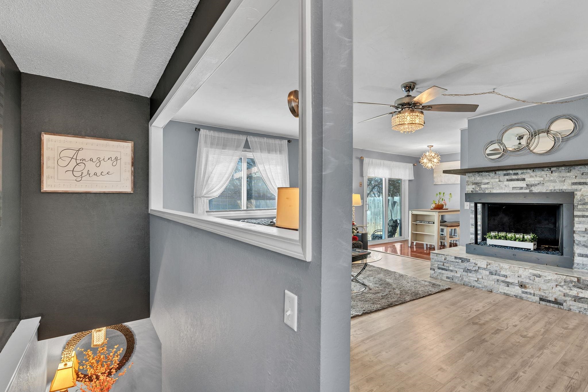 1839 E Evanston Park City KS 67219