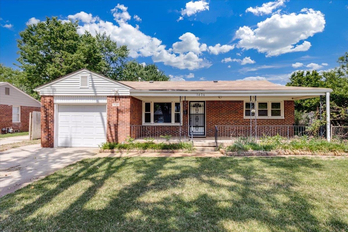 1426 E Salome Lane Wichita KS 67216