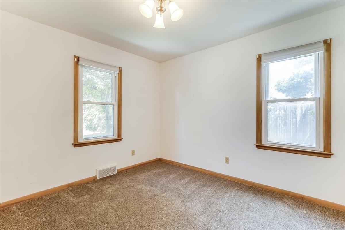 1426 E Salome Lane Wichita KS 67216