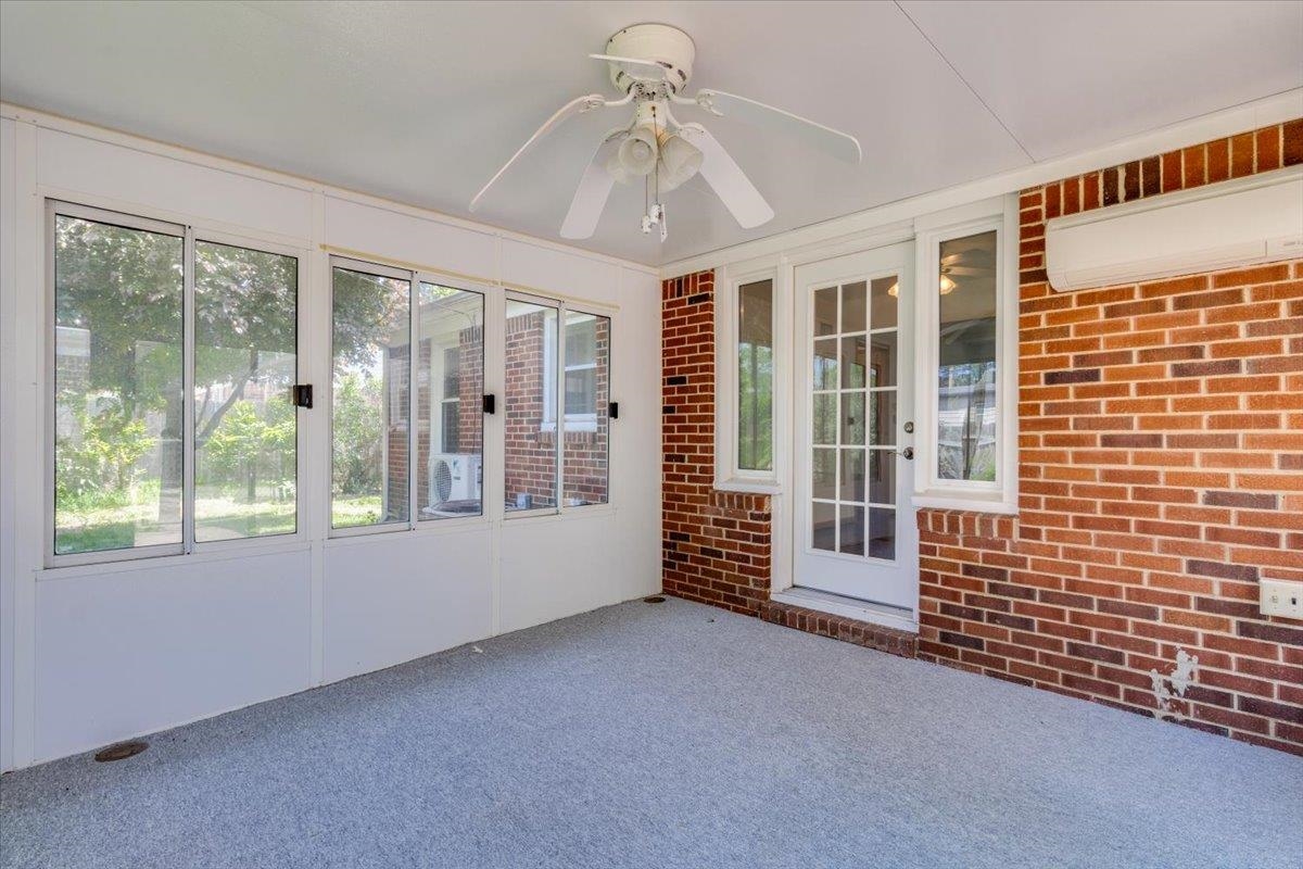 1426 E Salome Lane Wichita KS 67216