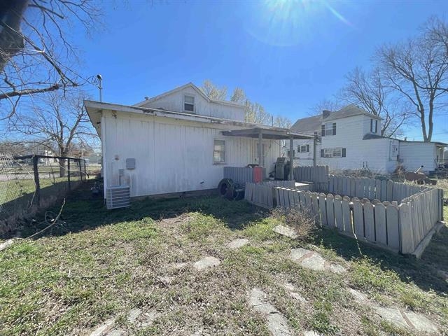 909 S 1st Street Arkansas City KS 67005