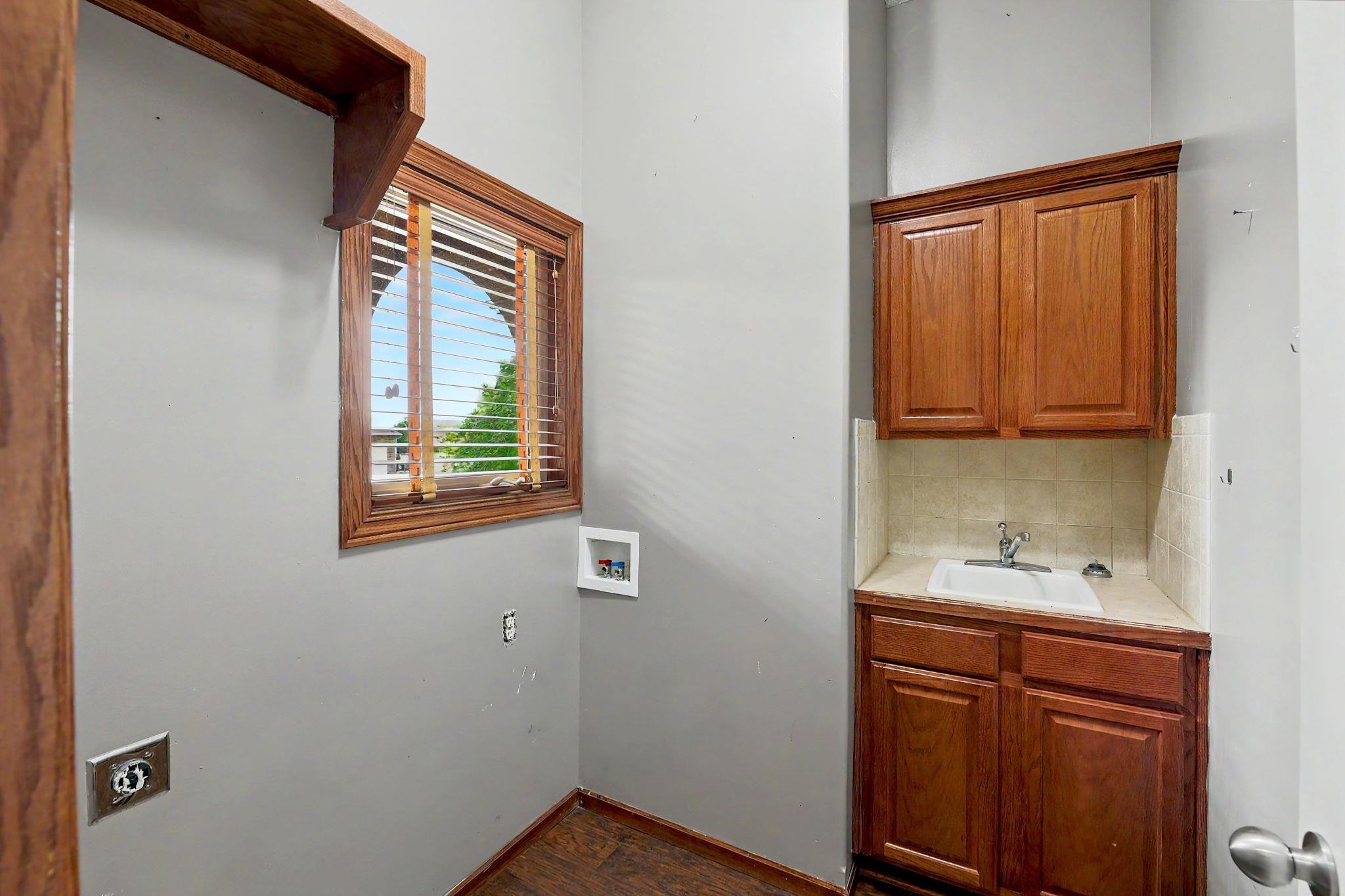 3317 N North Shore Court Wichita KS 67205