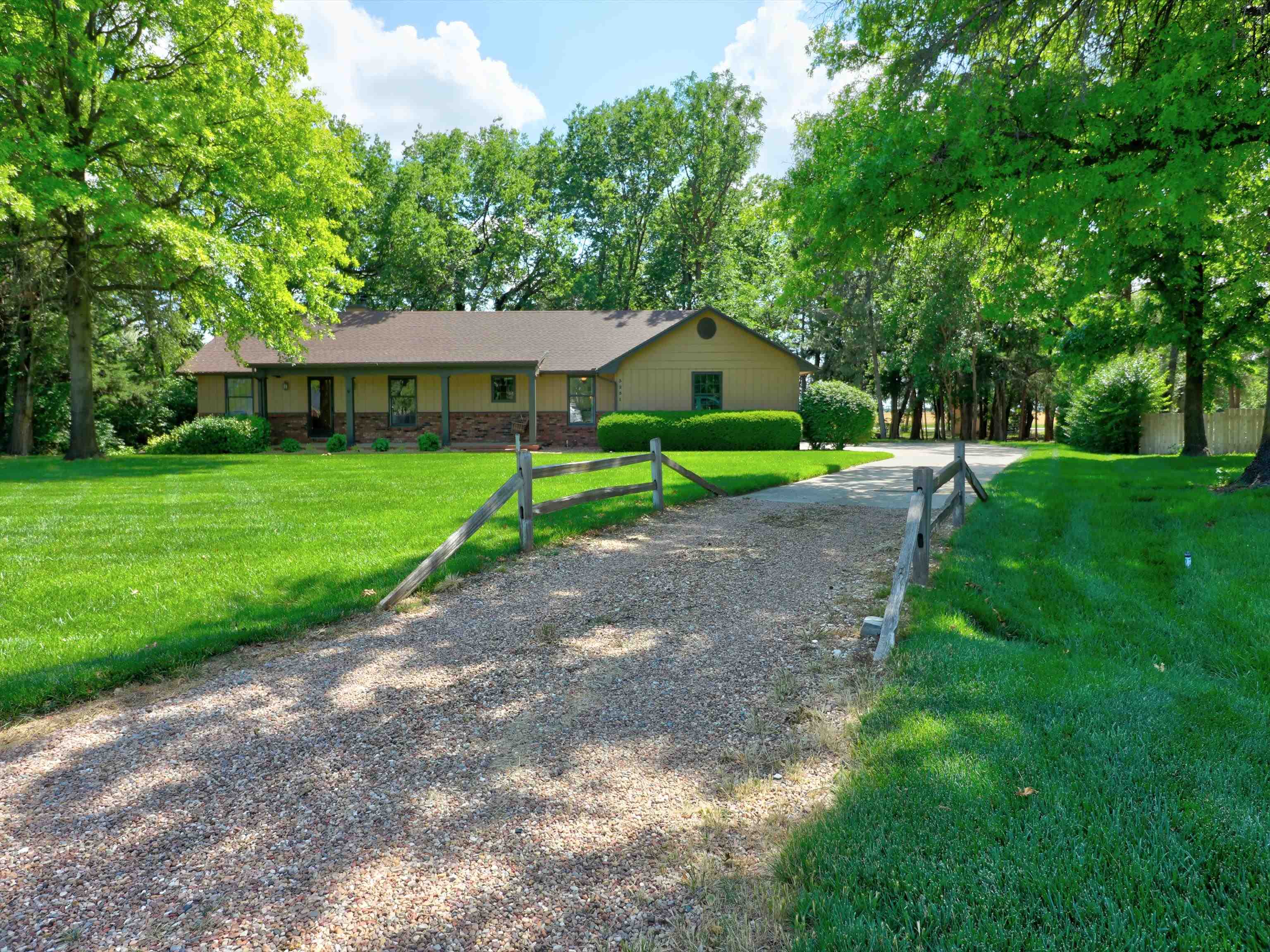 3231 Red Fox Lane Newton KS 67114