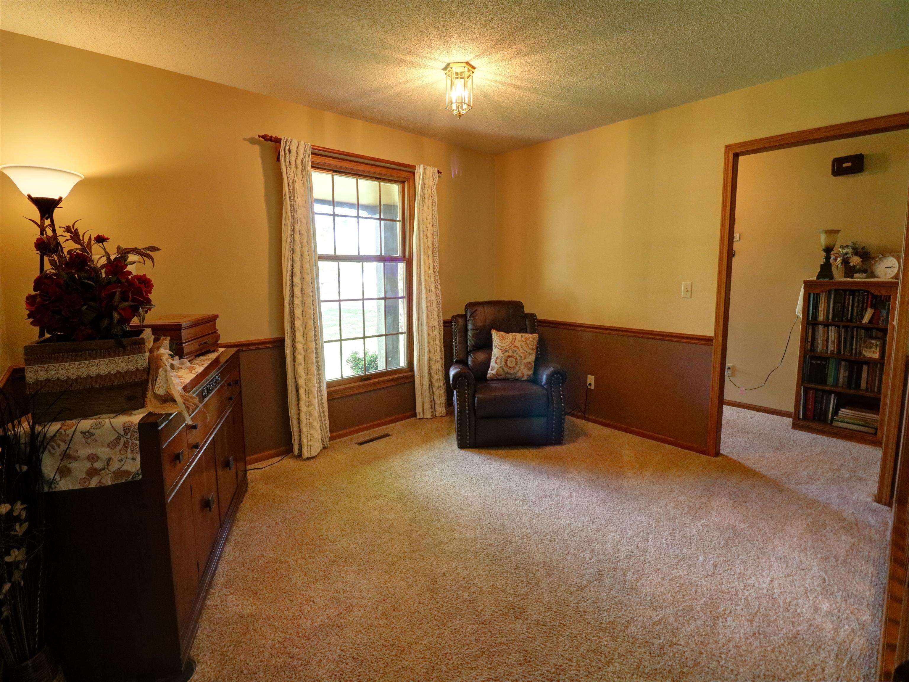 3231 Red Fox Lane Newton KS 67114