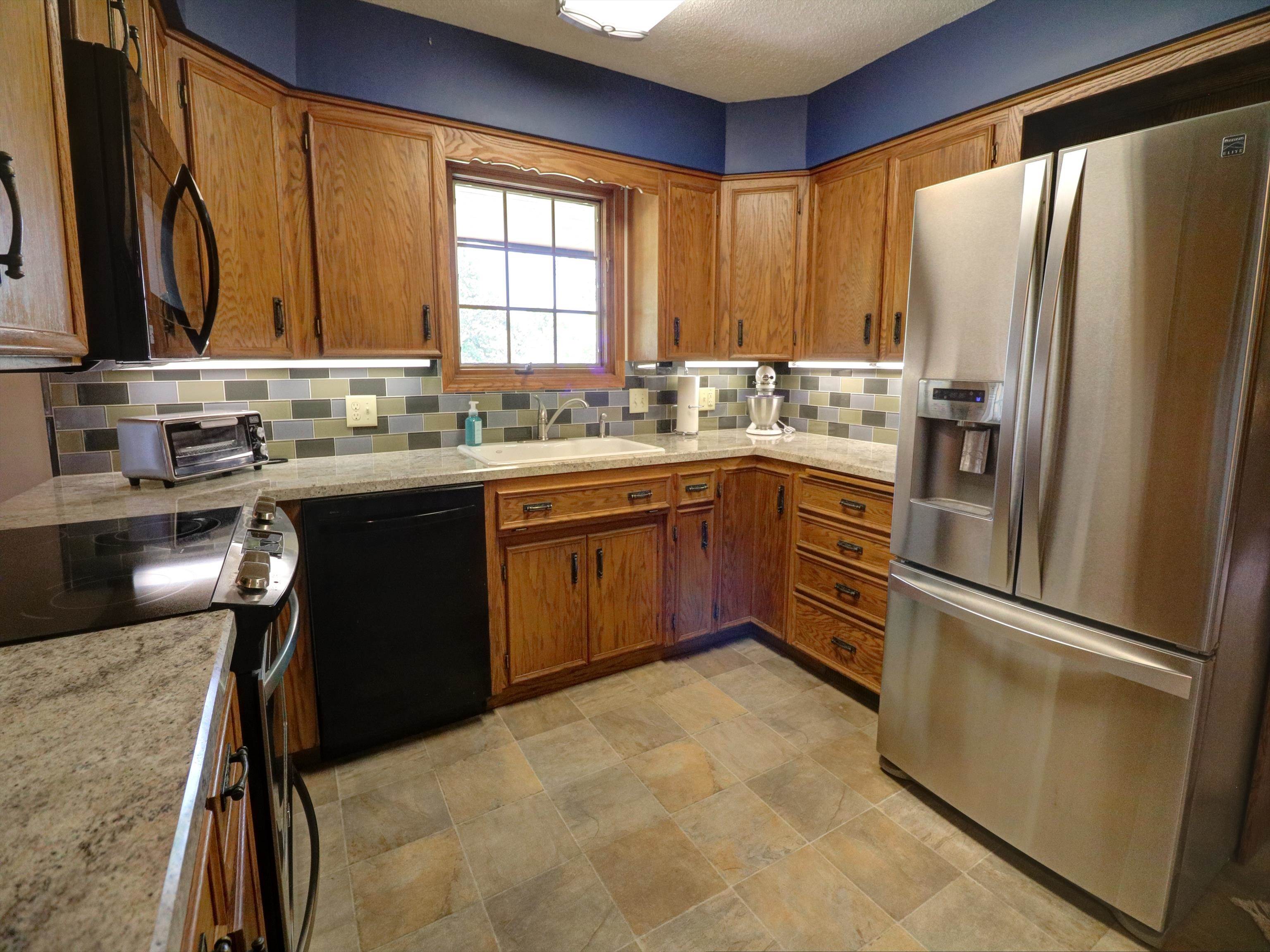 3231 Red Fox Lane Newton KS 67114