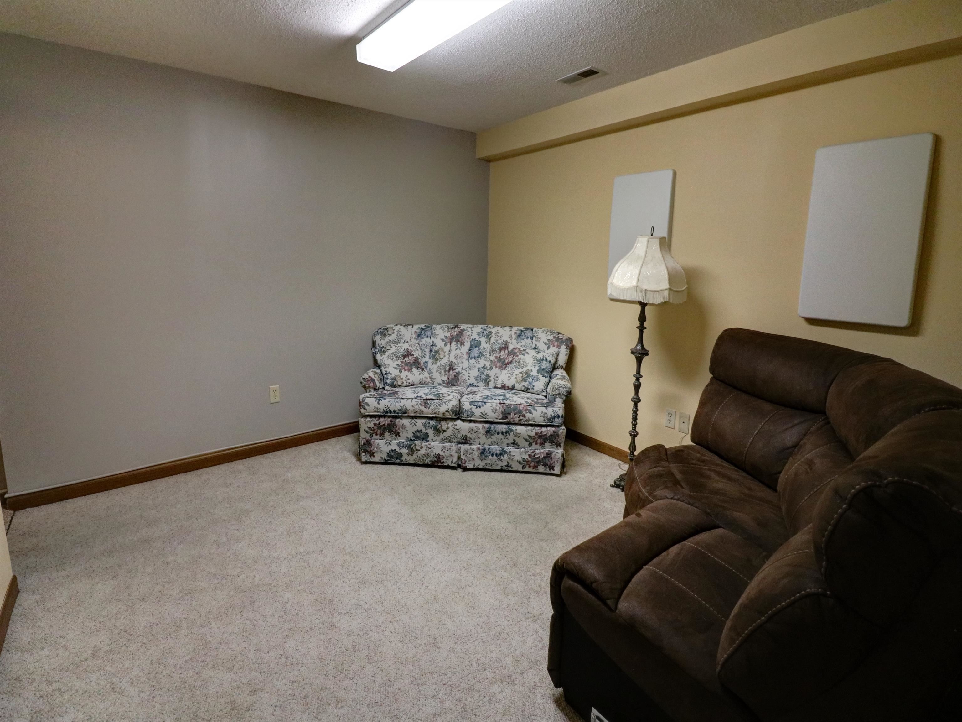 3231 Red Fox Lane Newton KS 67114