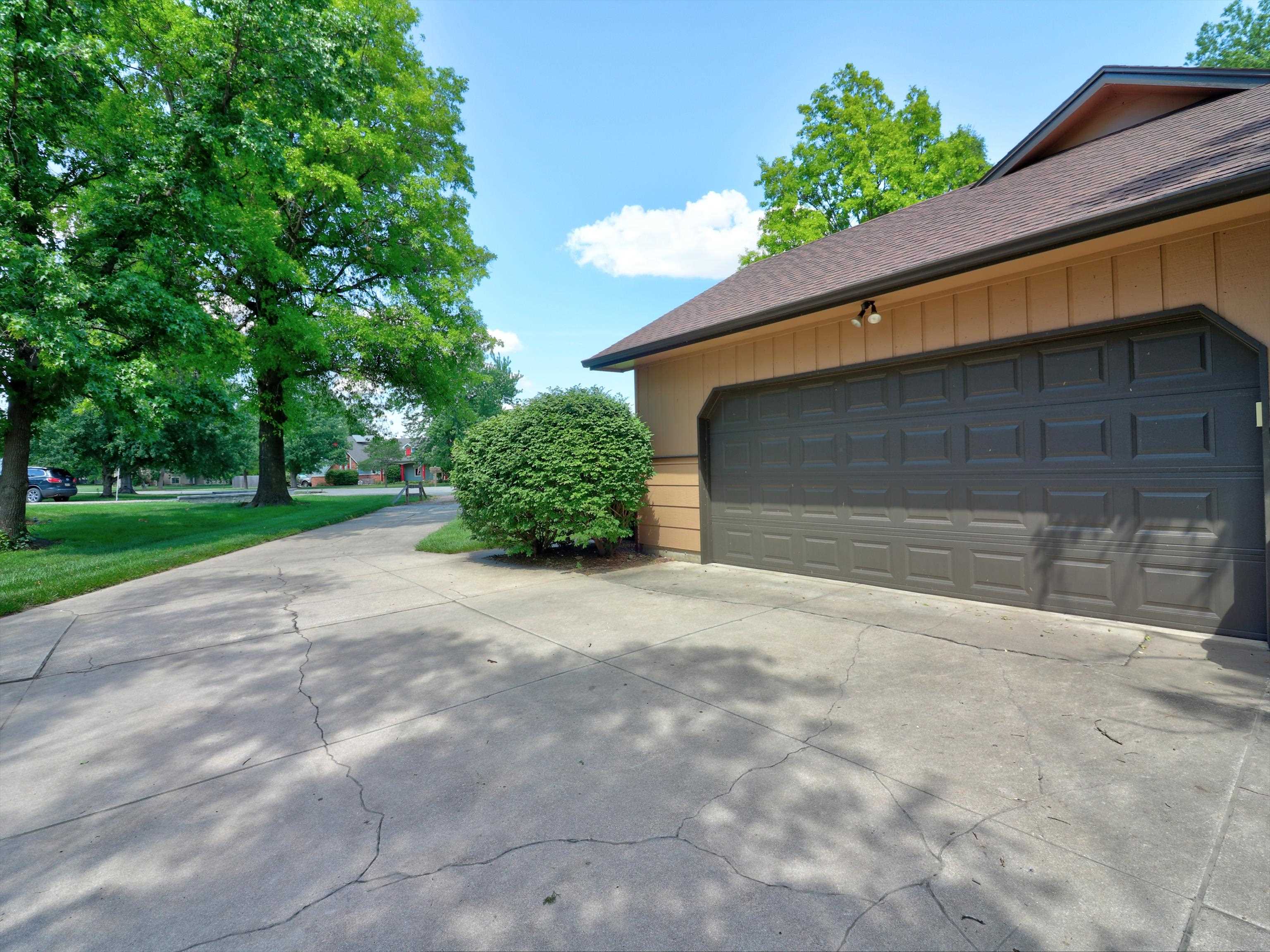 3231 Red Fox Lane Newton KS 67114