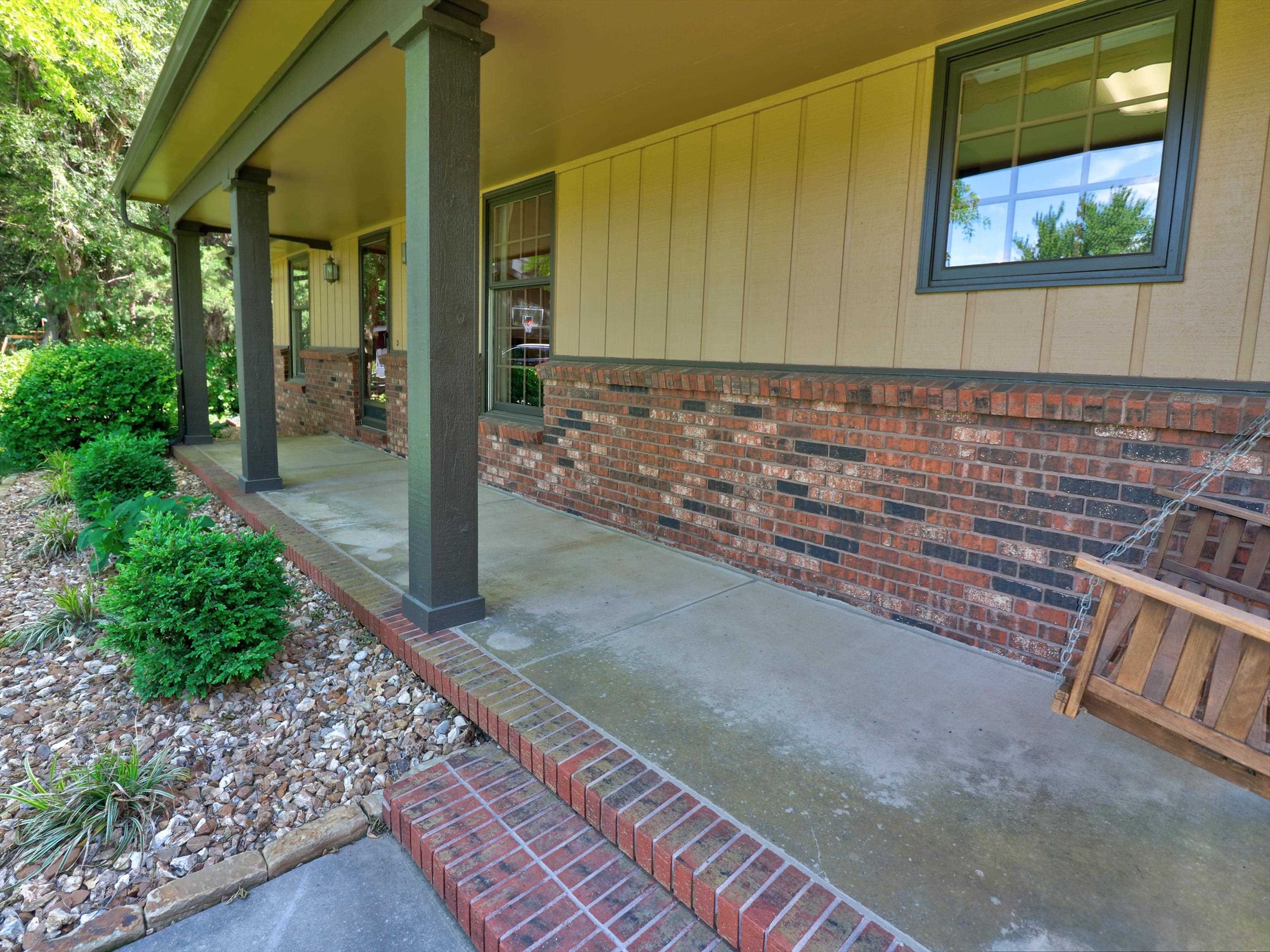 3231 Red Fox Lane Newton KS 67114
