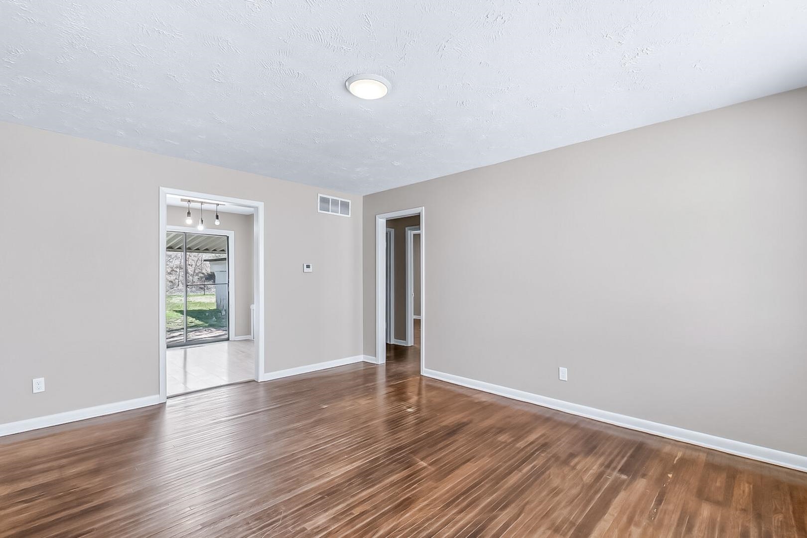 230 Turkle Haysville KS 67060