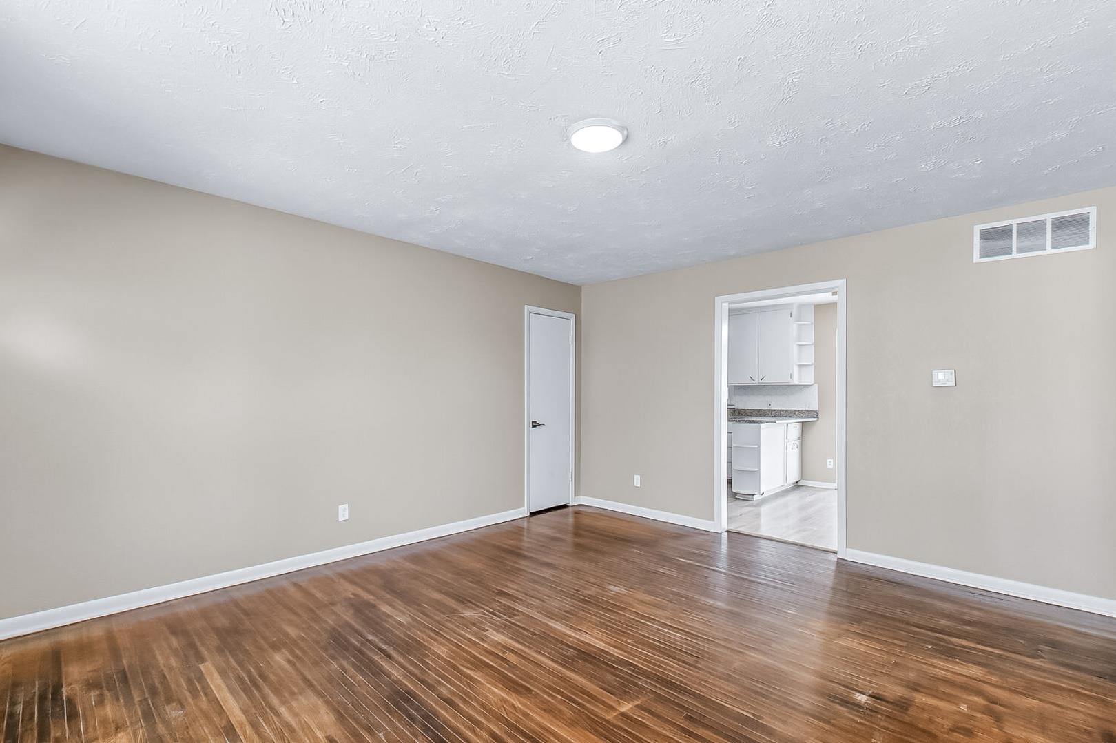230 Turkle Haysville KS 67060