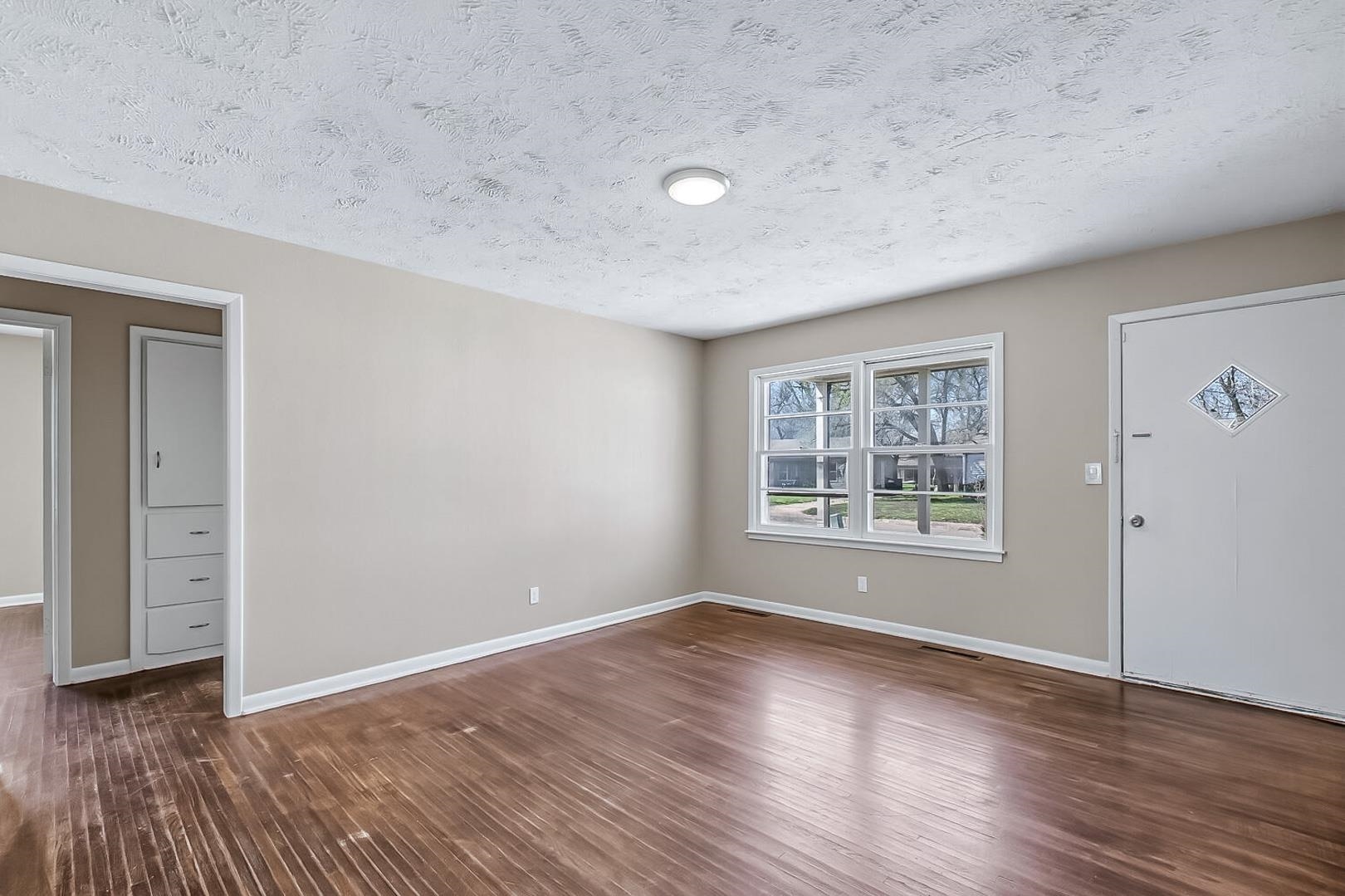 230 Turkle Haysville KS 67060
