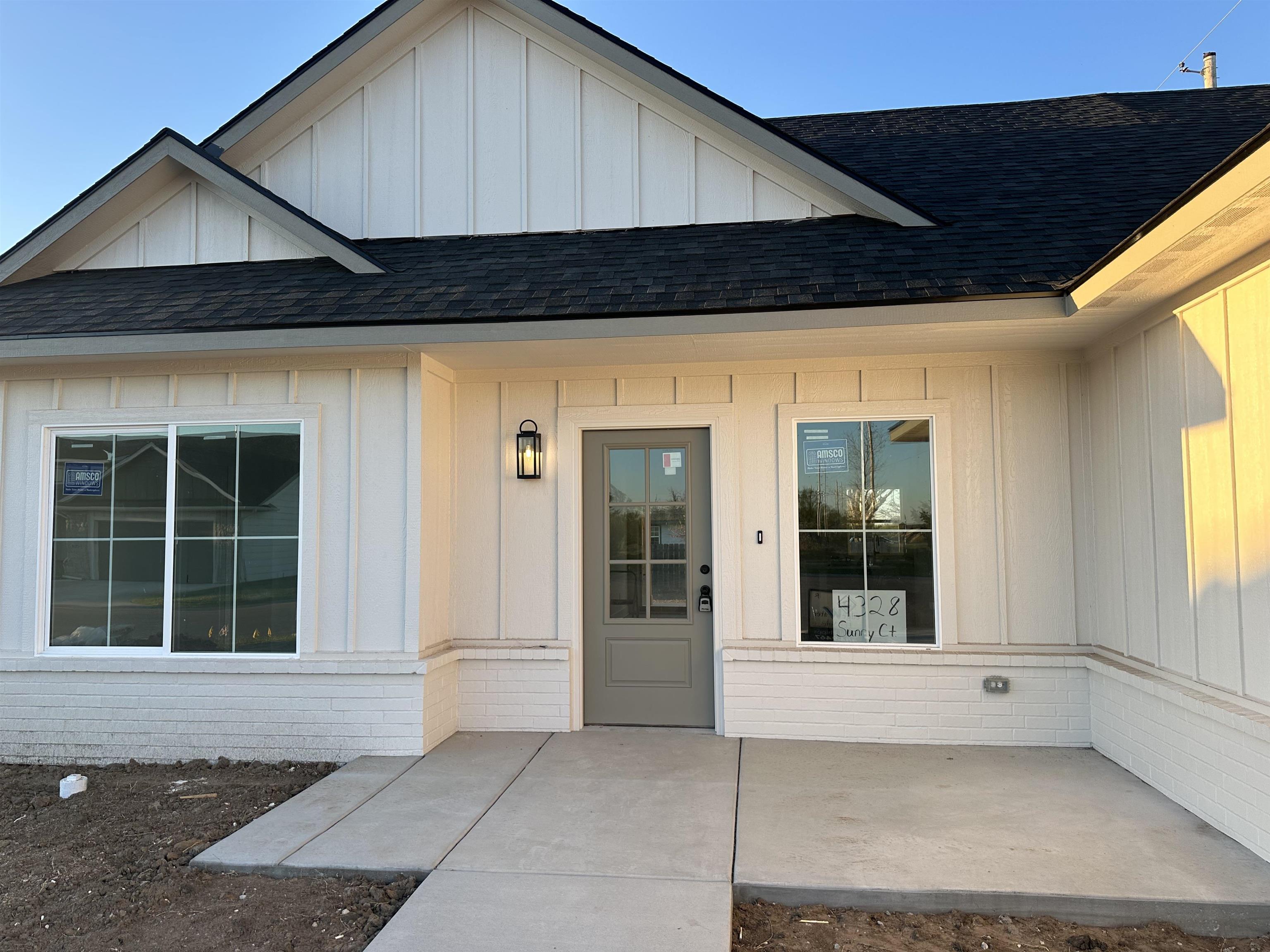 4328 N Sunny Court Wichita KS 67205