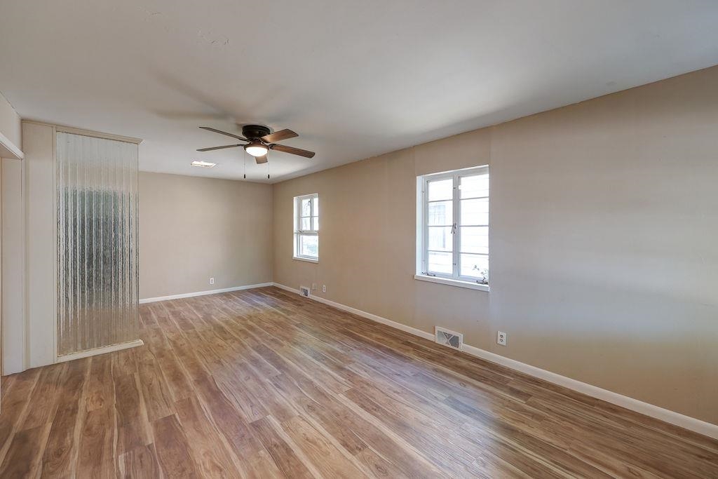 1413 Hackney Street Winfield KS 67156