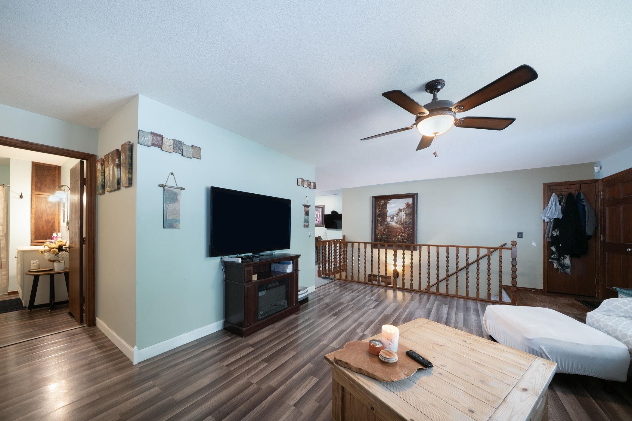 927 E 43rd Avenue Wichita KS 67216