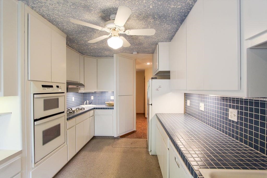 2808 Acacia Avenue North Newton KS 67117