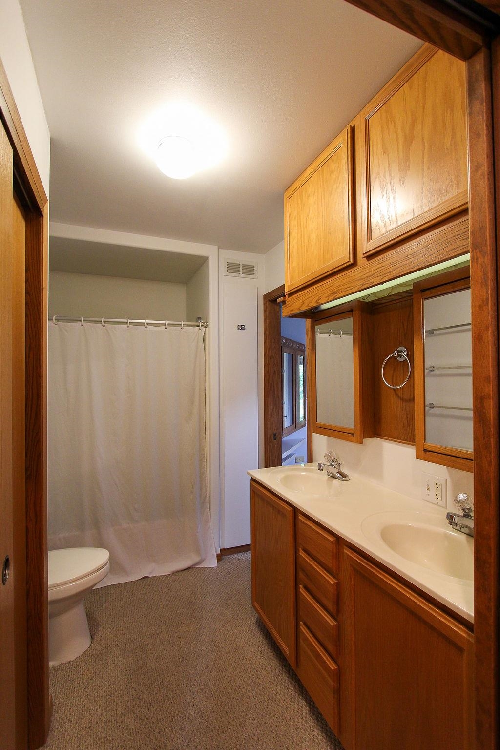2808 Acacia Avenue North Newton KS 67117