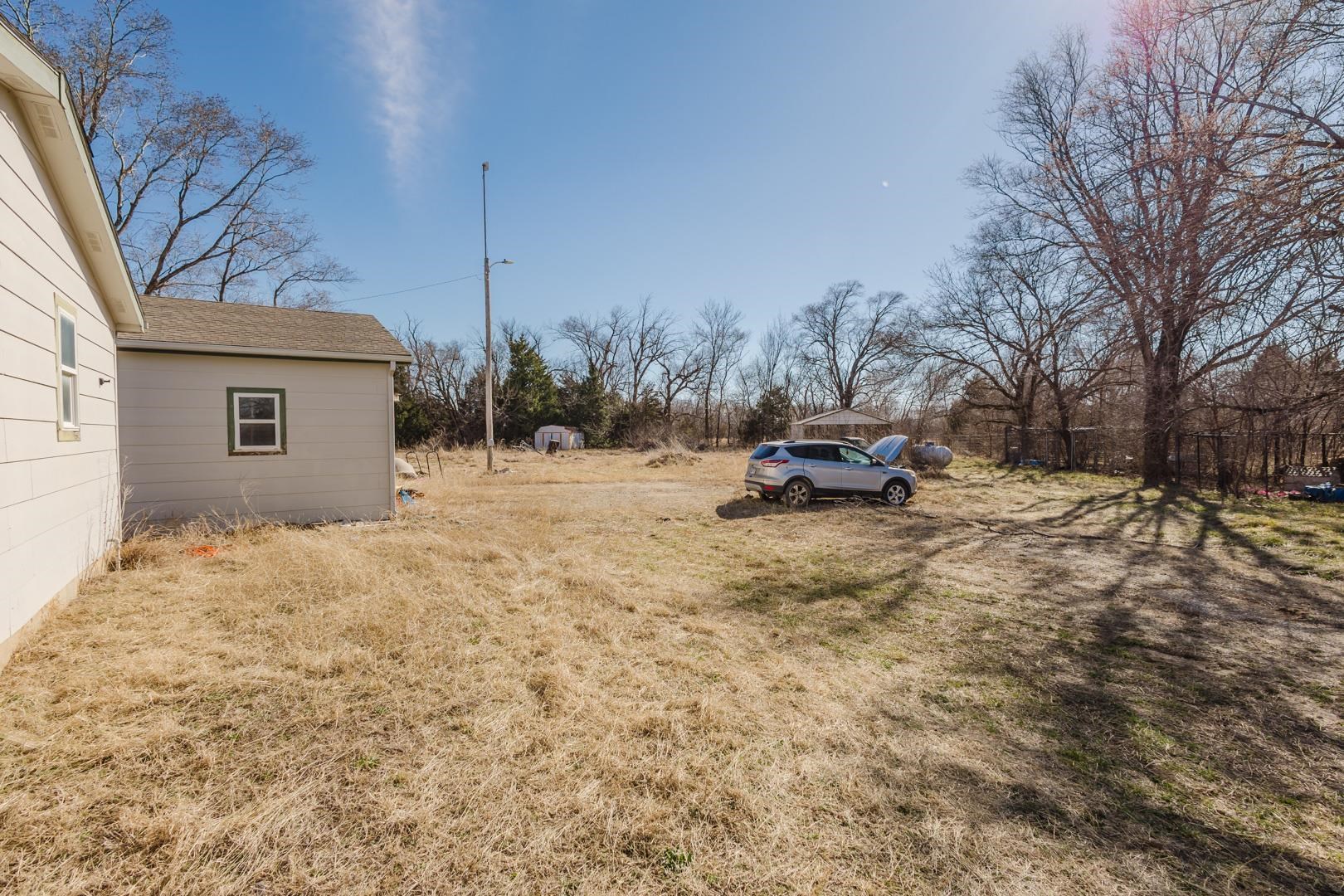 11925 E 71st S Derby KS 67037