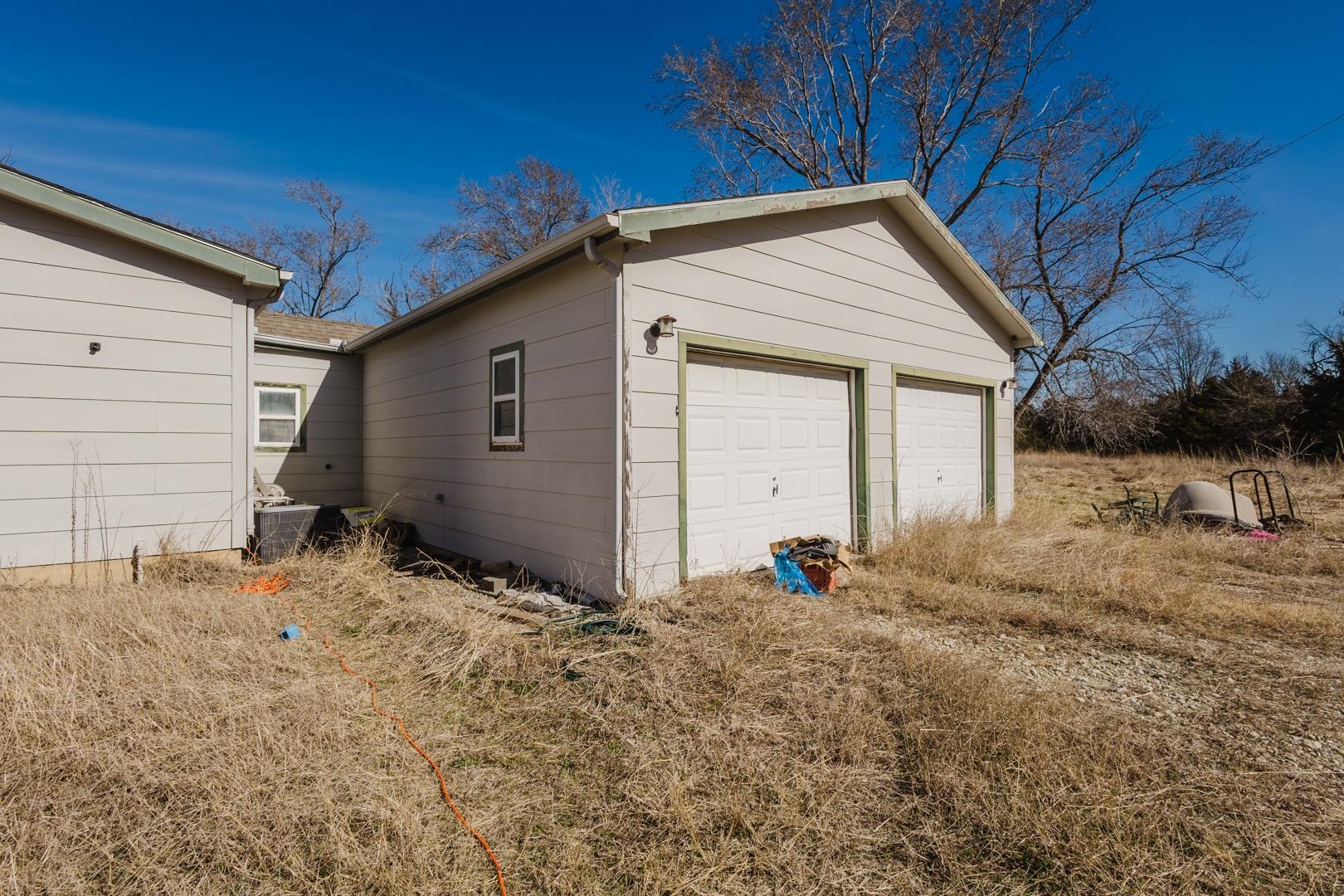 11925 E 71st S Derby KS 67037