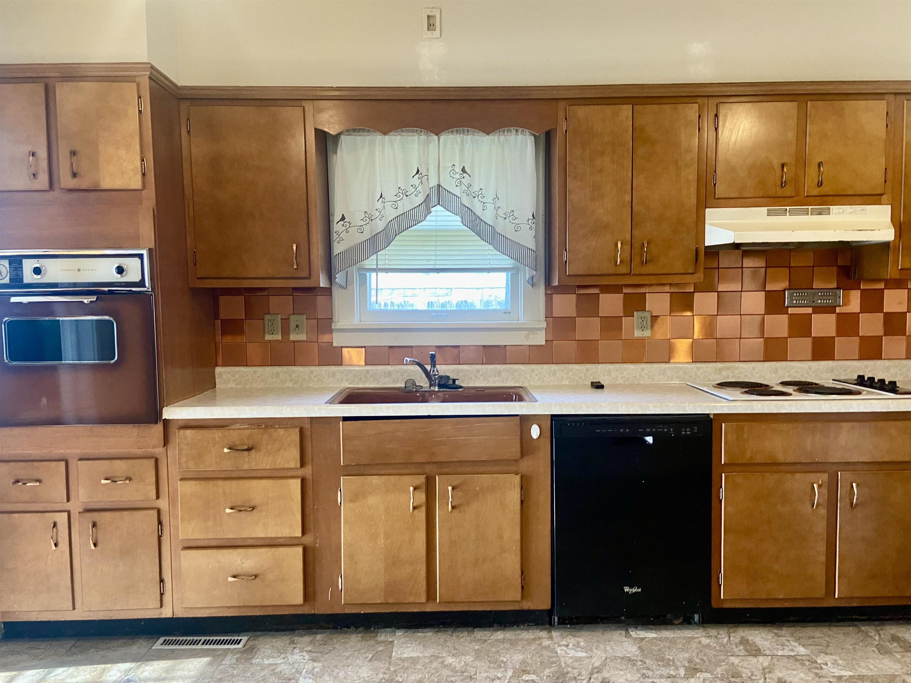 200 E Broadway Avenue Augusta KS 67010
