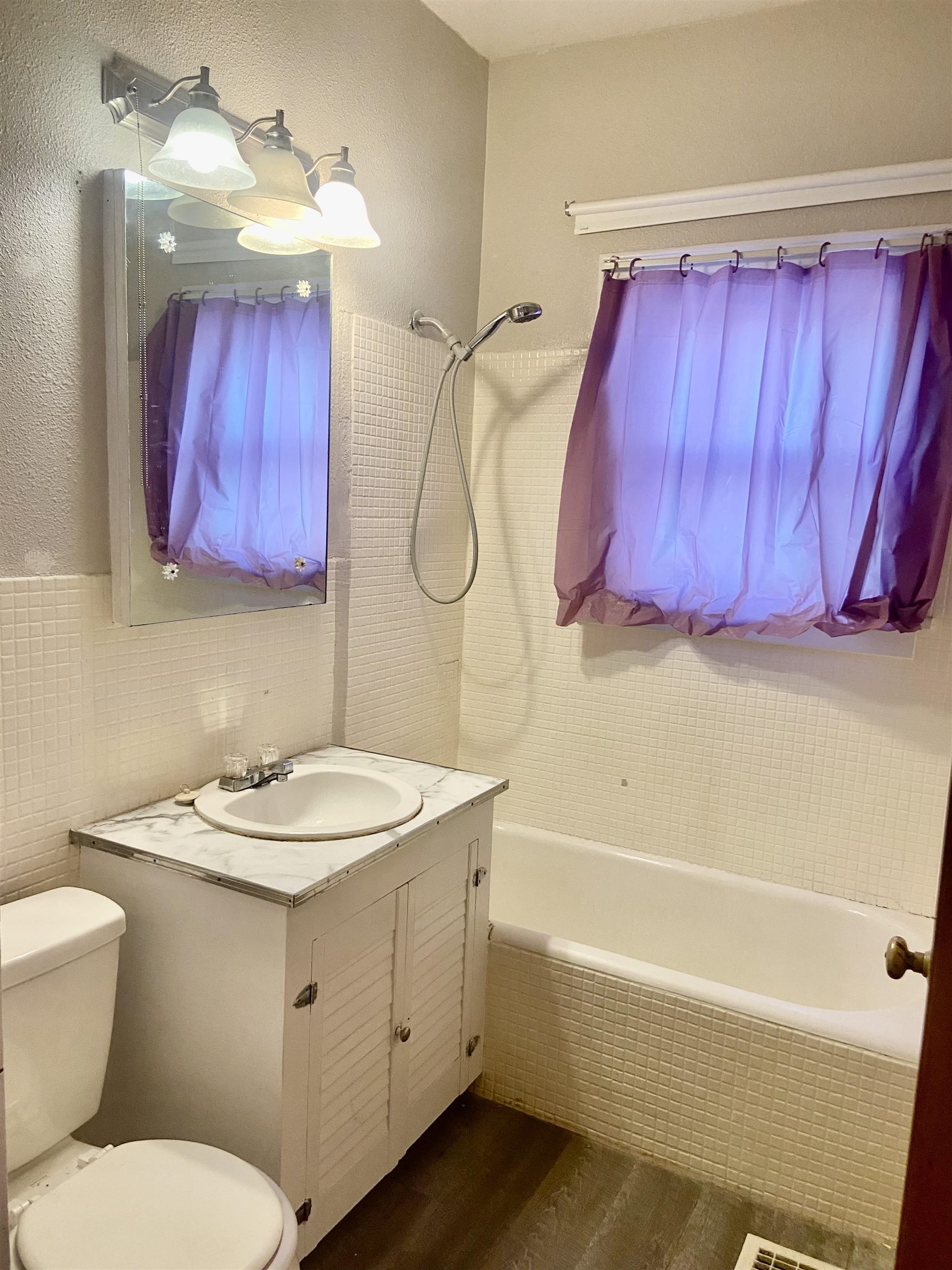 200 E Broadway Avenue Augusta KS 67010